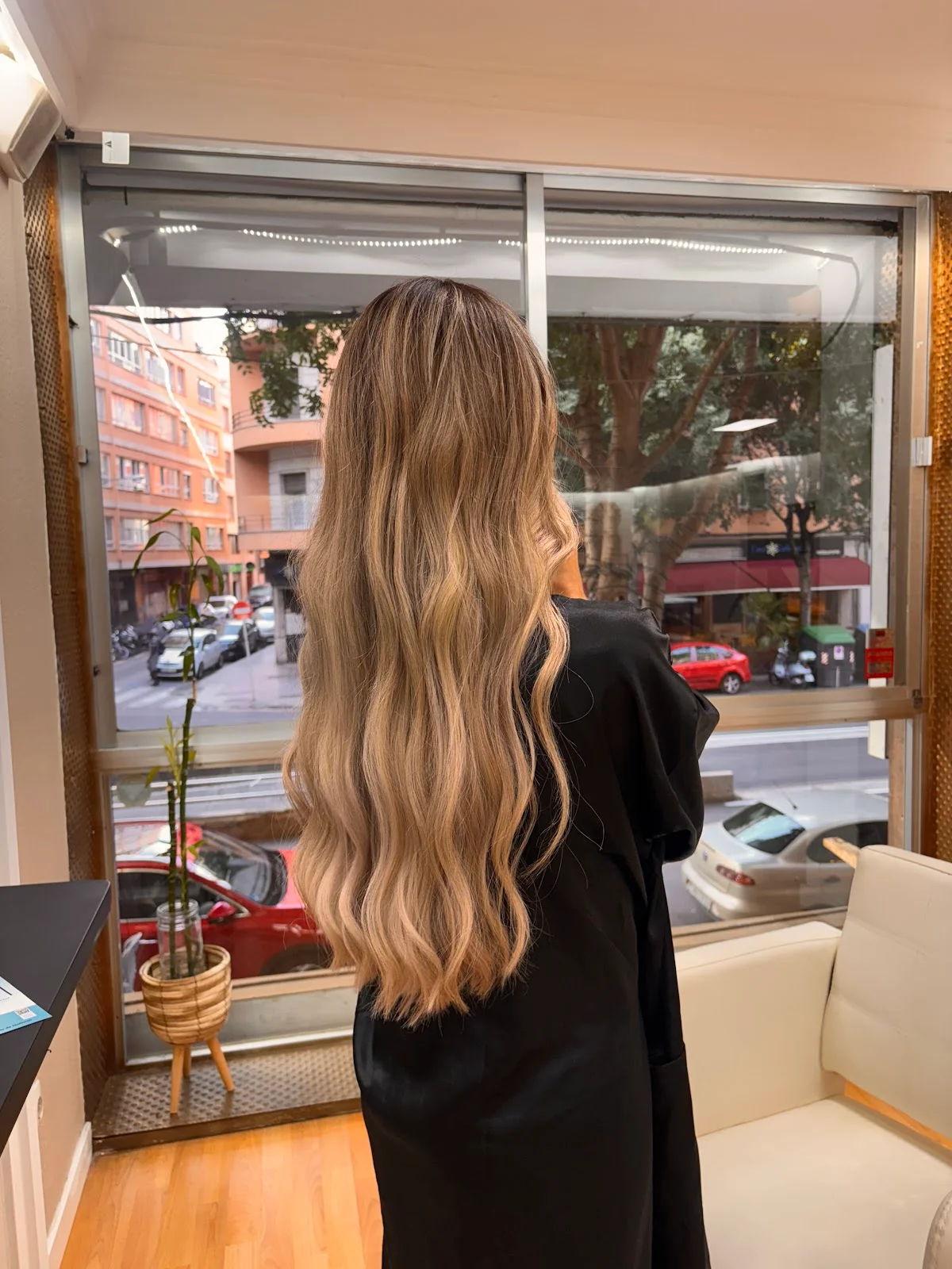 PELUQUERIA NIA´S HAIR SALON - Bild 10