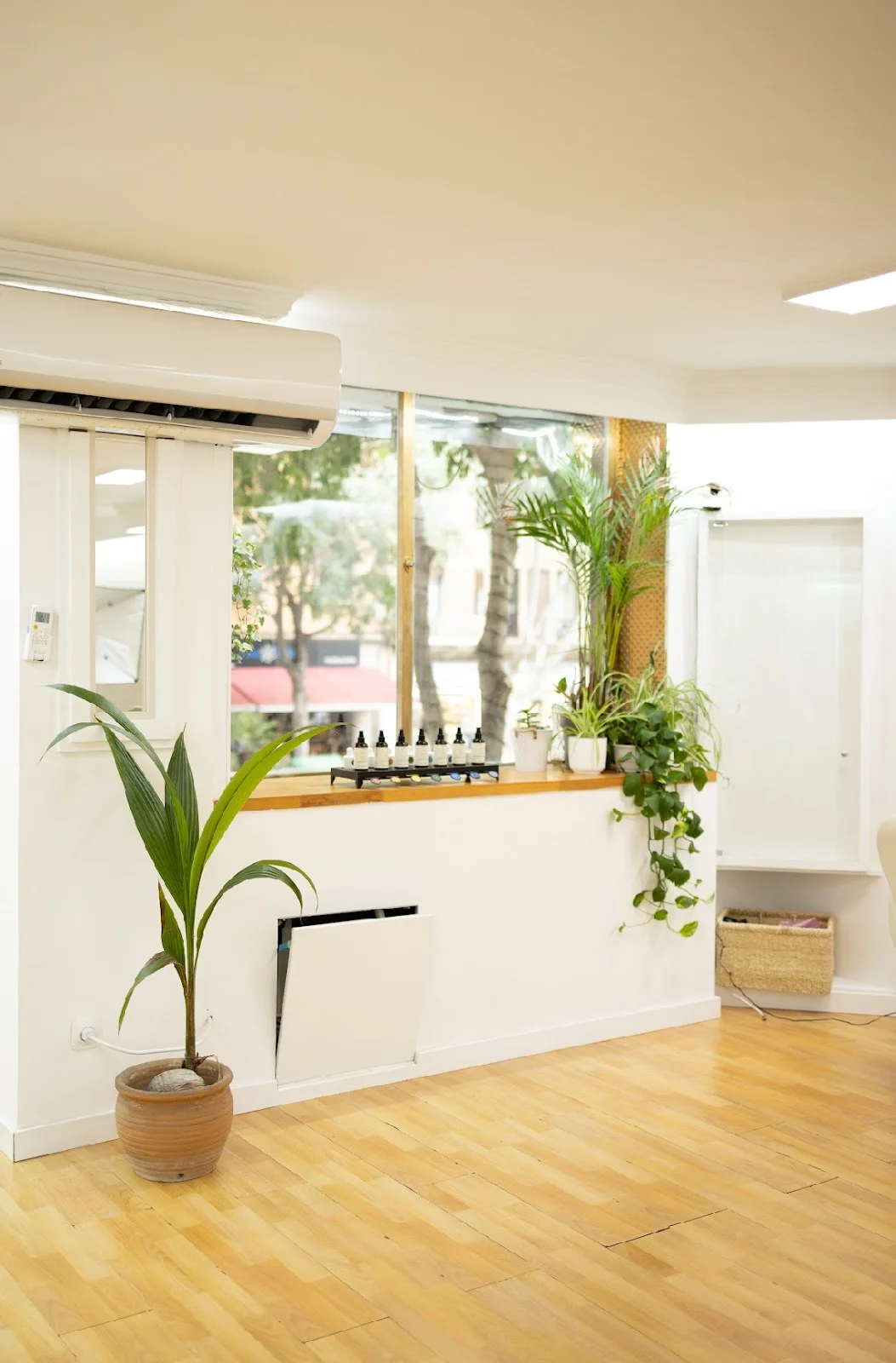 PELUQUERIA NIA´S HAIR SALON - Bild 9