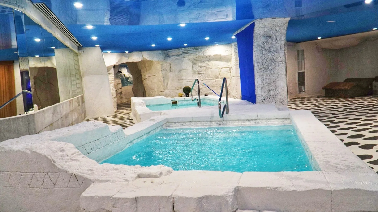 MegaSport Centre - Bild 4