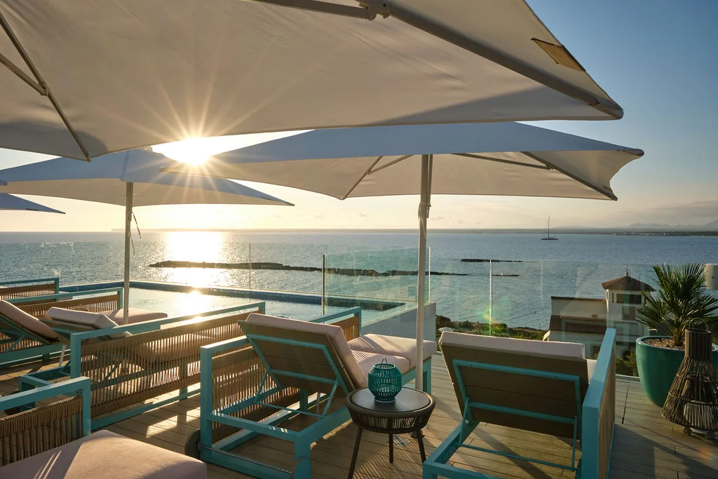 The Sunset Sea Club - Bild 1