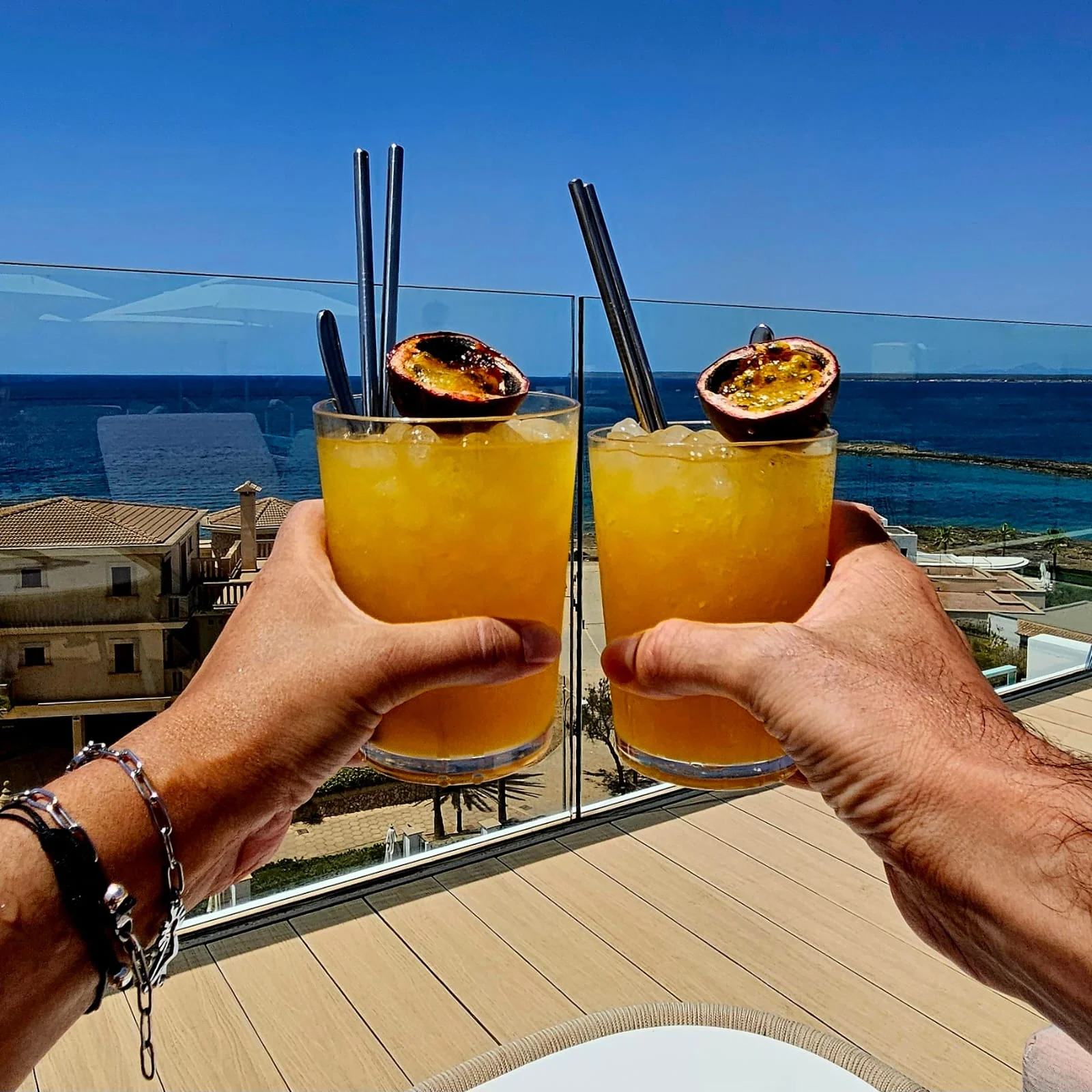 The Sunset Sea Club - Bild 9