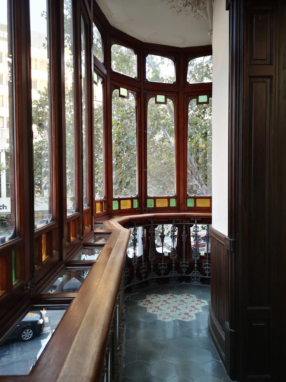 Dra. Estrella Fernández, cirugía oculoplástica - Bild 1