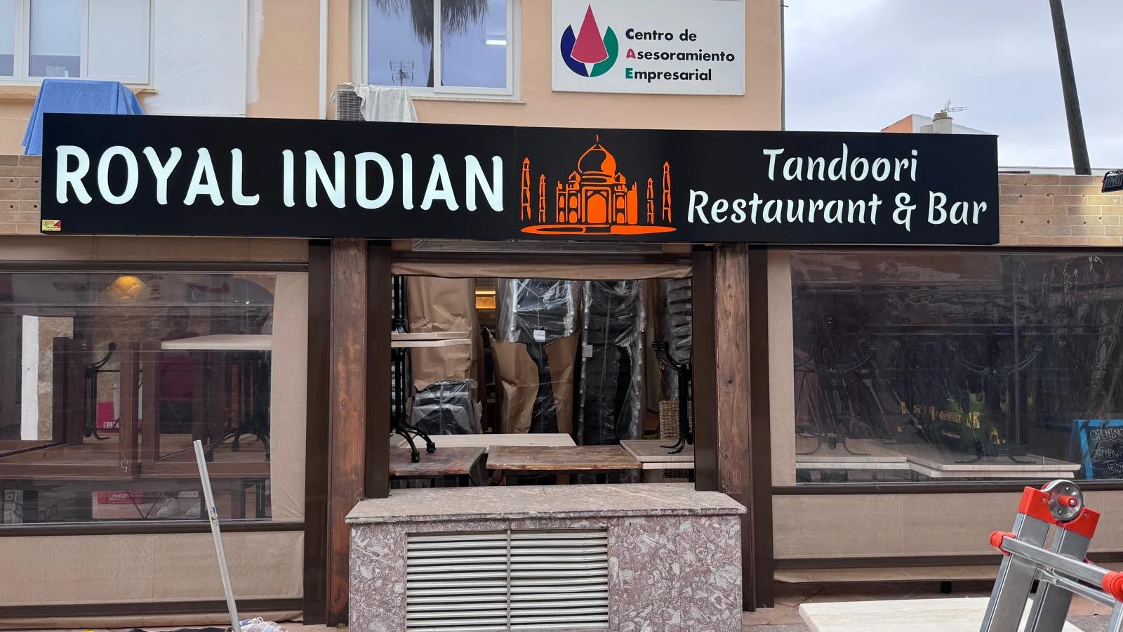 Royal Indian tandoori restaurant & bar - Bild 1