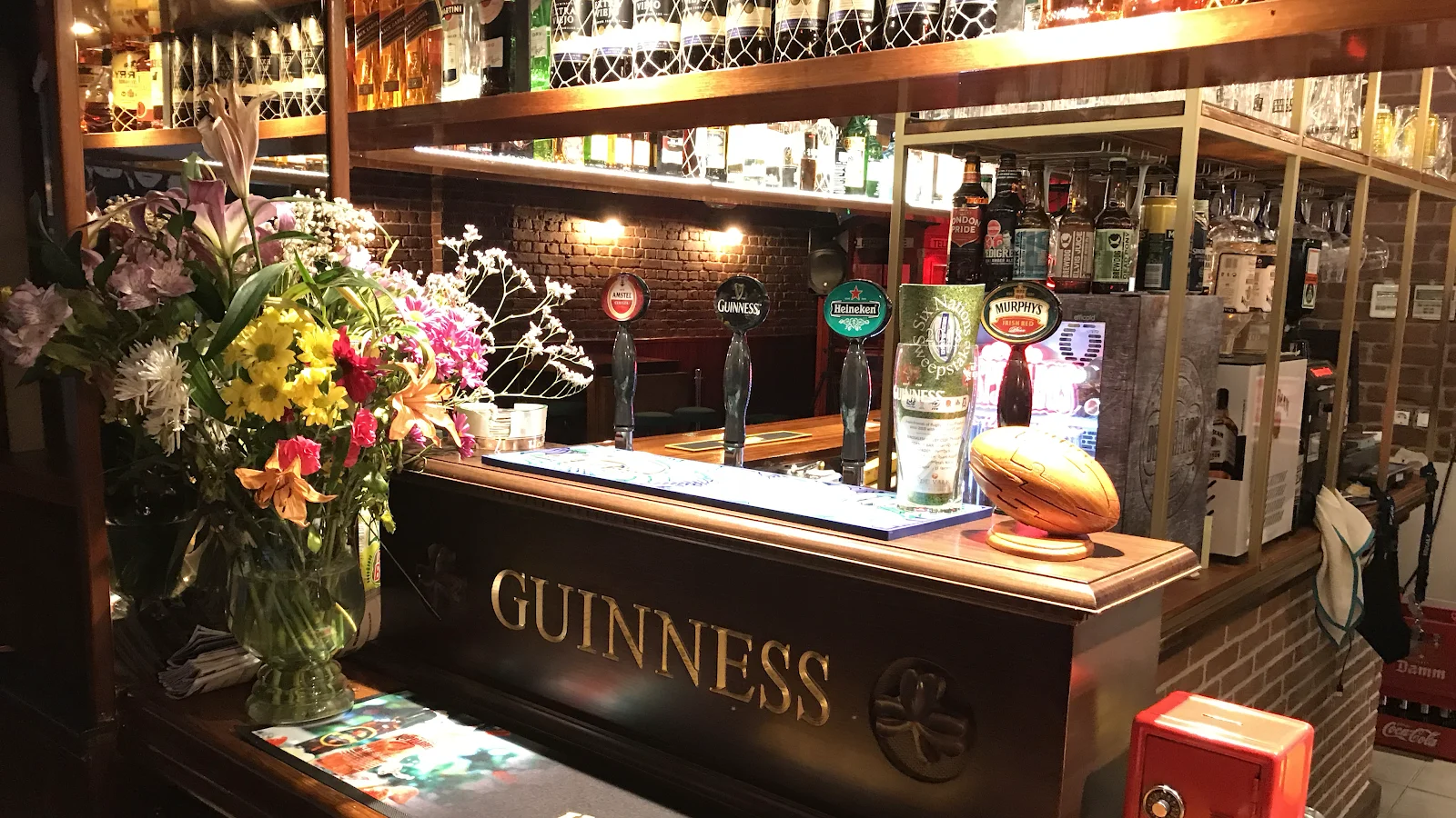 Shelby’s Sports Bar - Bild 1