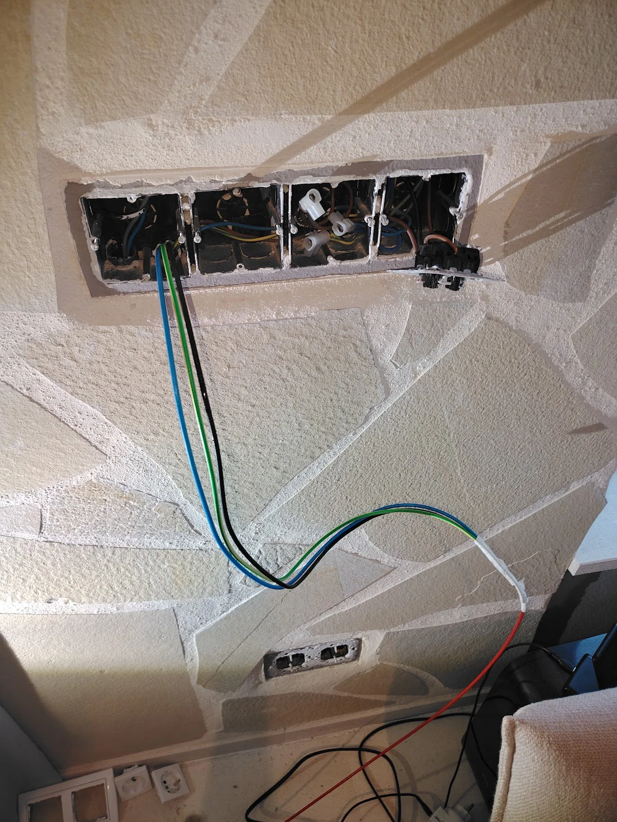 Trivielectric - Bild 3