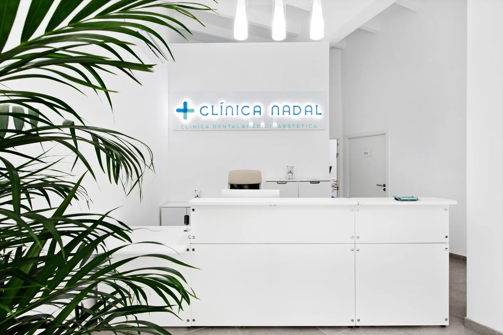 Clínica Dental y Estética Nadal - Bild 1