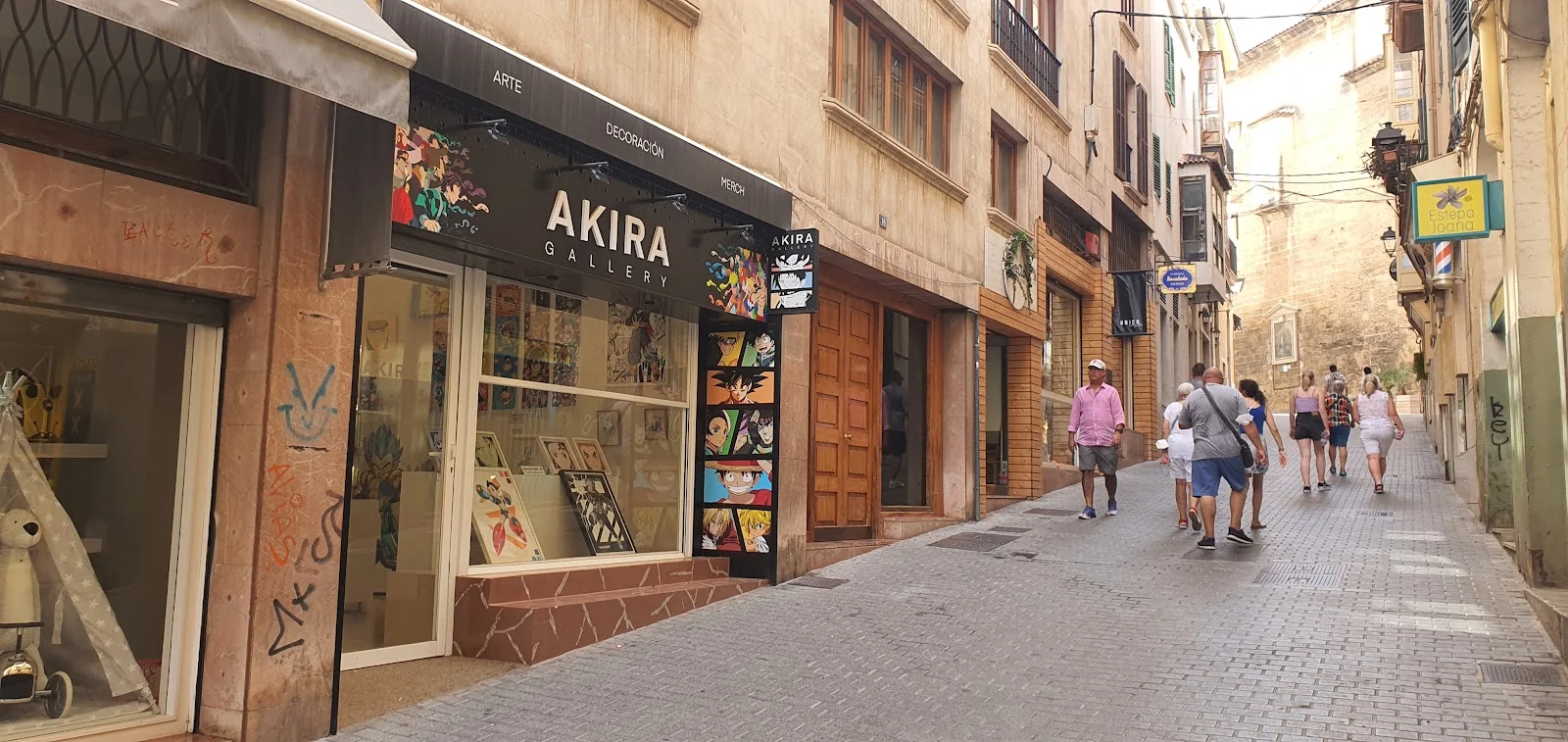Akira Gallery - Bild 10