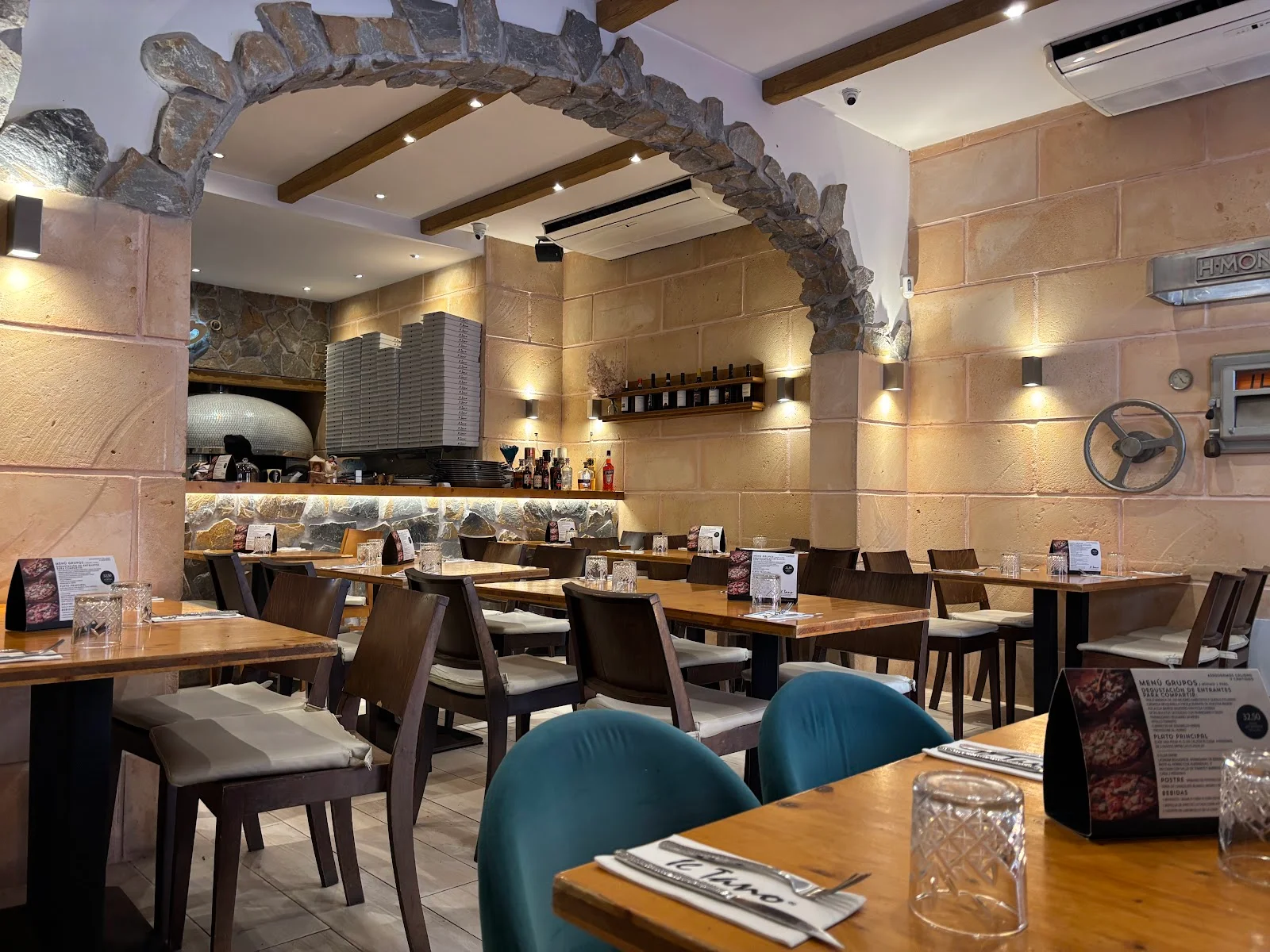 Il Tano Santa Catalina Restaurante y Pizzeria - Bild 9