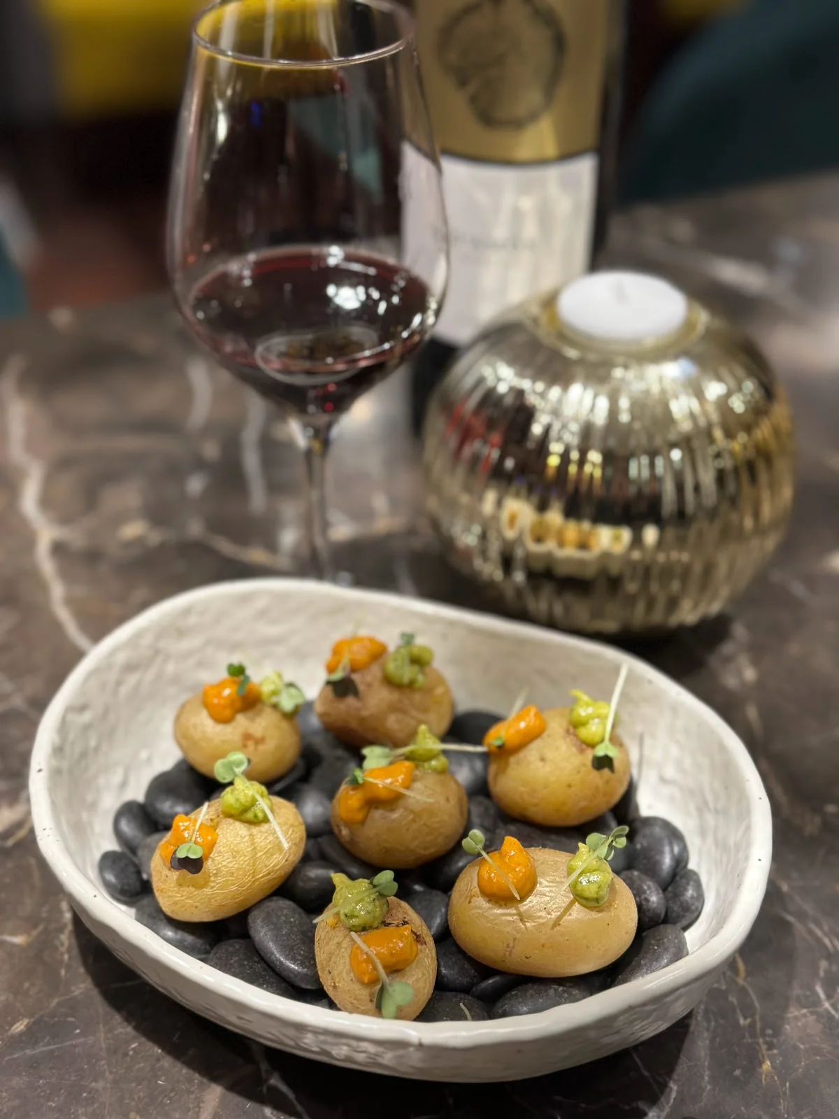 The Downtown Fusion Cuisine & Cocktail Lounge - Bild 10