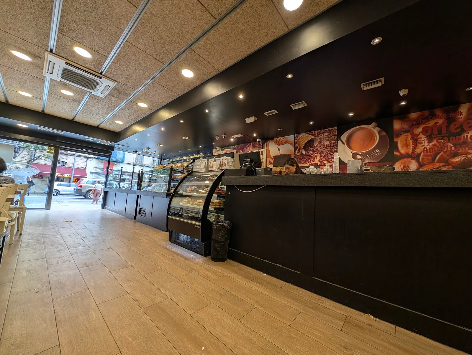 El Corte Inglés Alexandre Rosselló - Bild 2