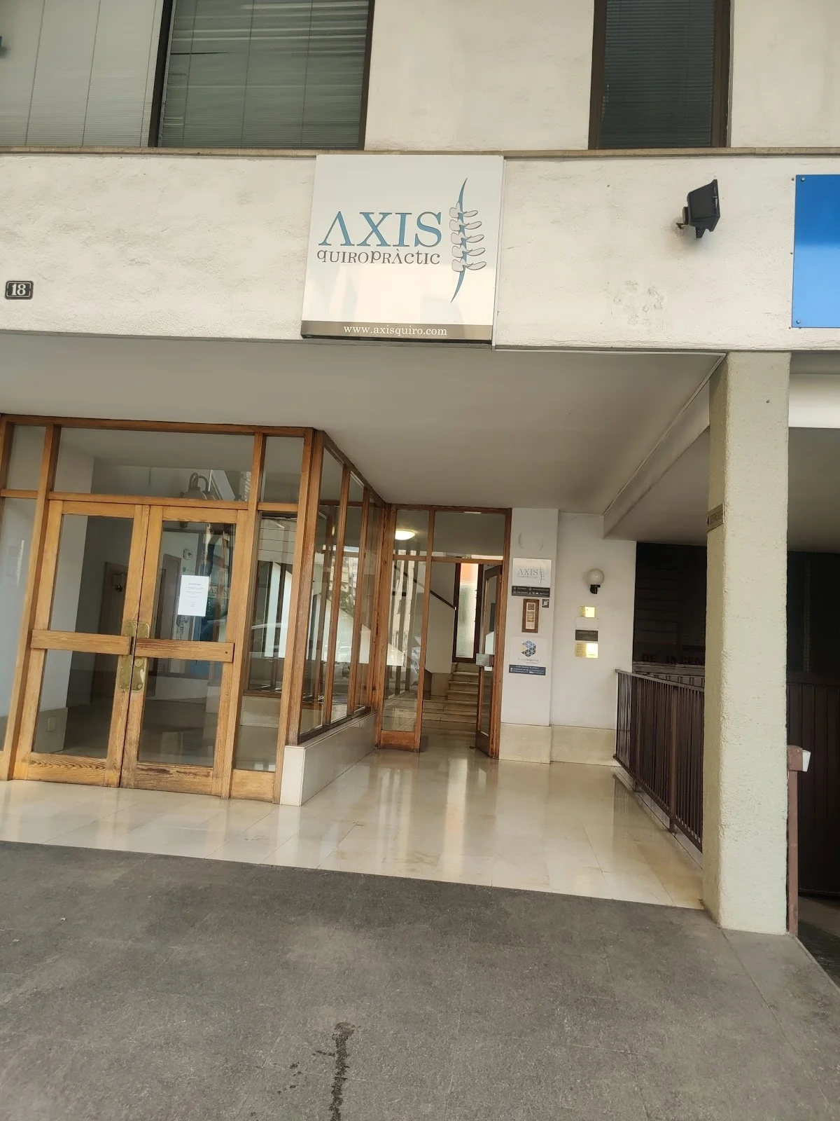 Axis Quiropràctic - Bild 6