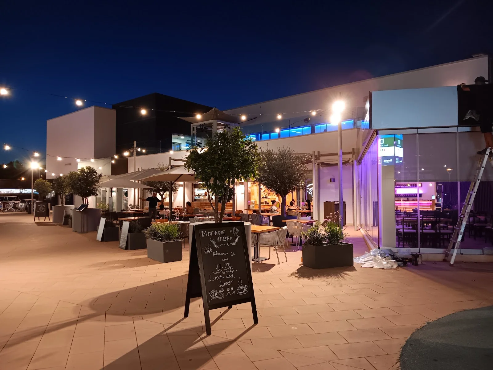 Madame Cabra Pizzería & Coffee Roastery - Bild 5