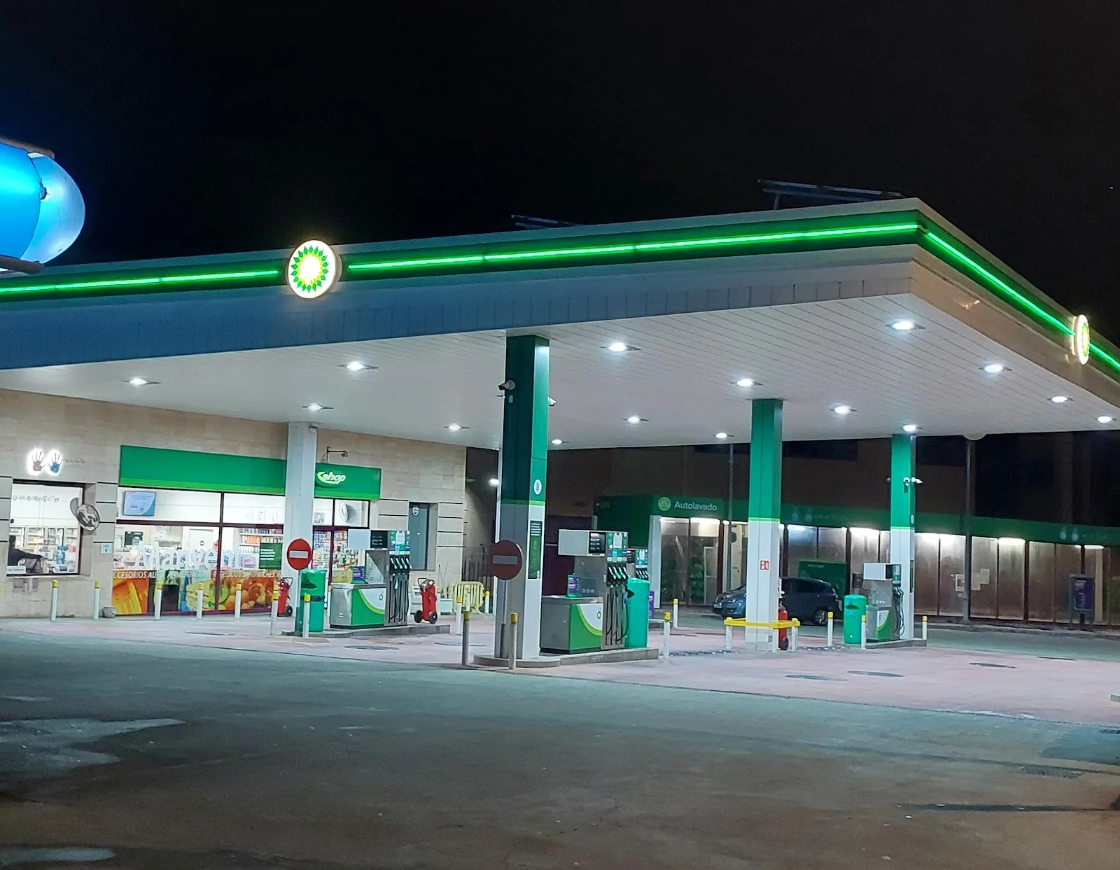 Marivent Fuel Station