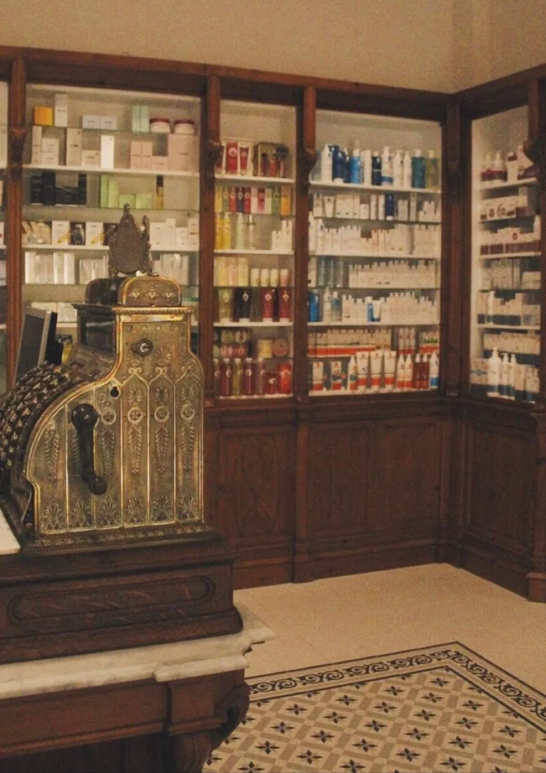 Farmacia Frau - Bild 2