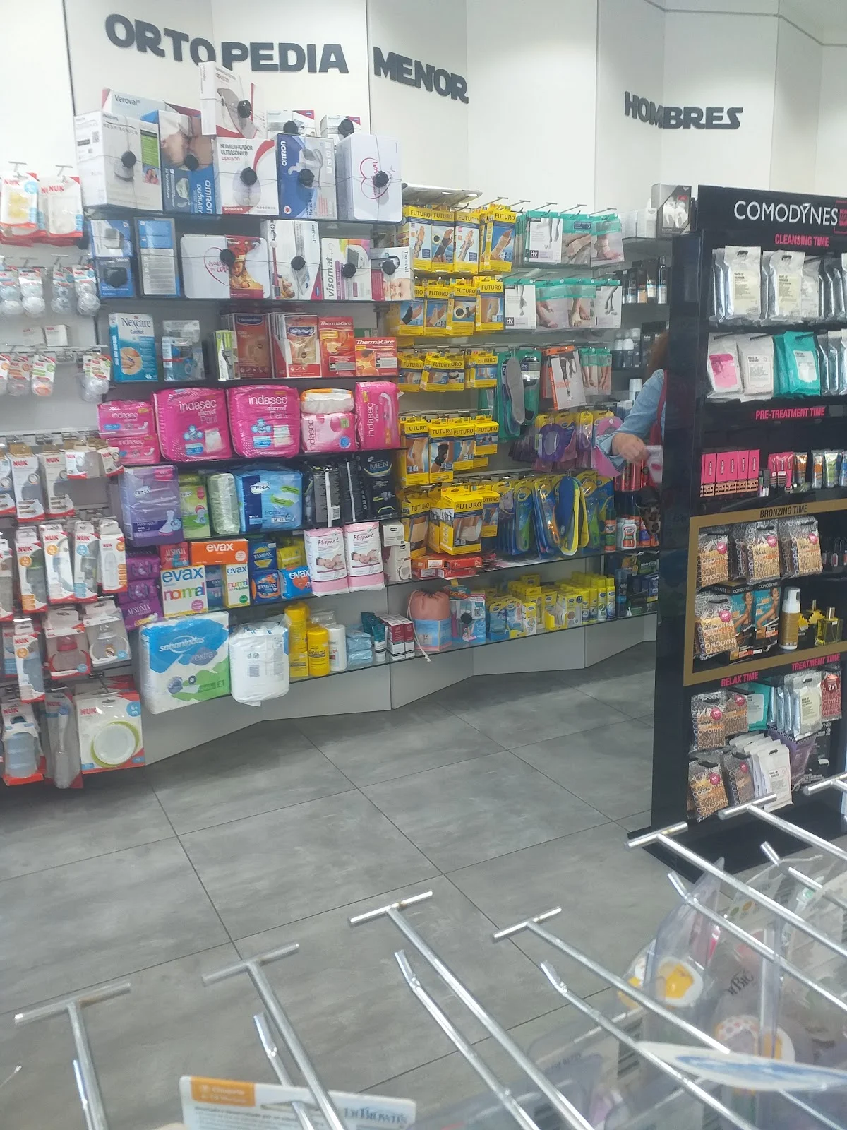 Farmàcia Fluxà - Bild 6