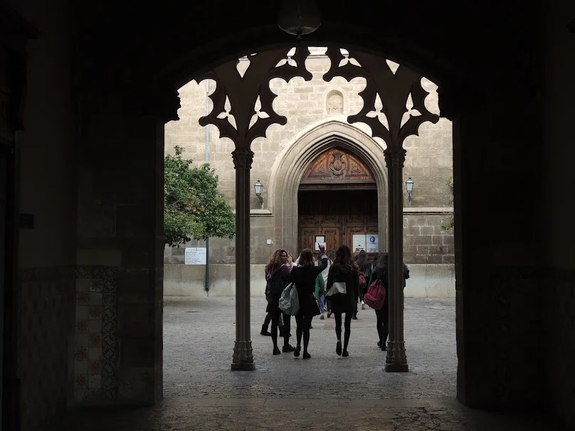 Hospital General de Mallorca - Bild 9