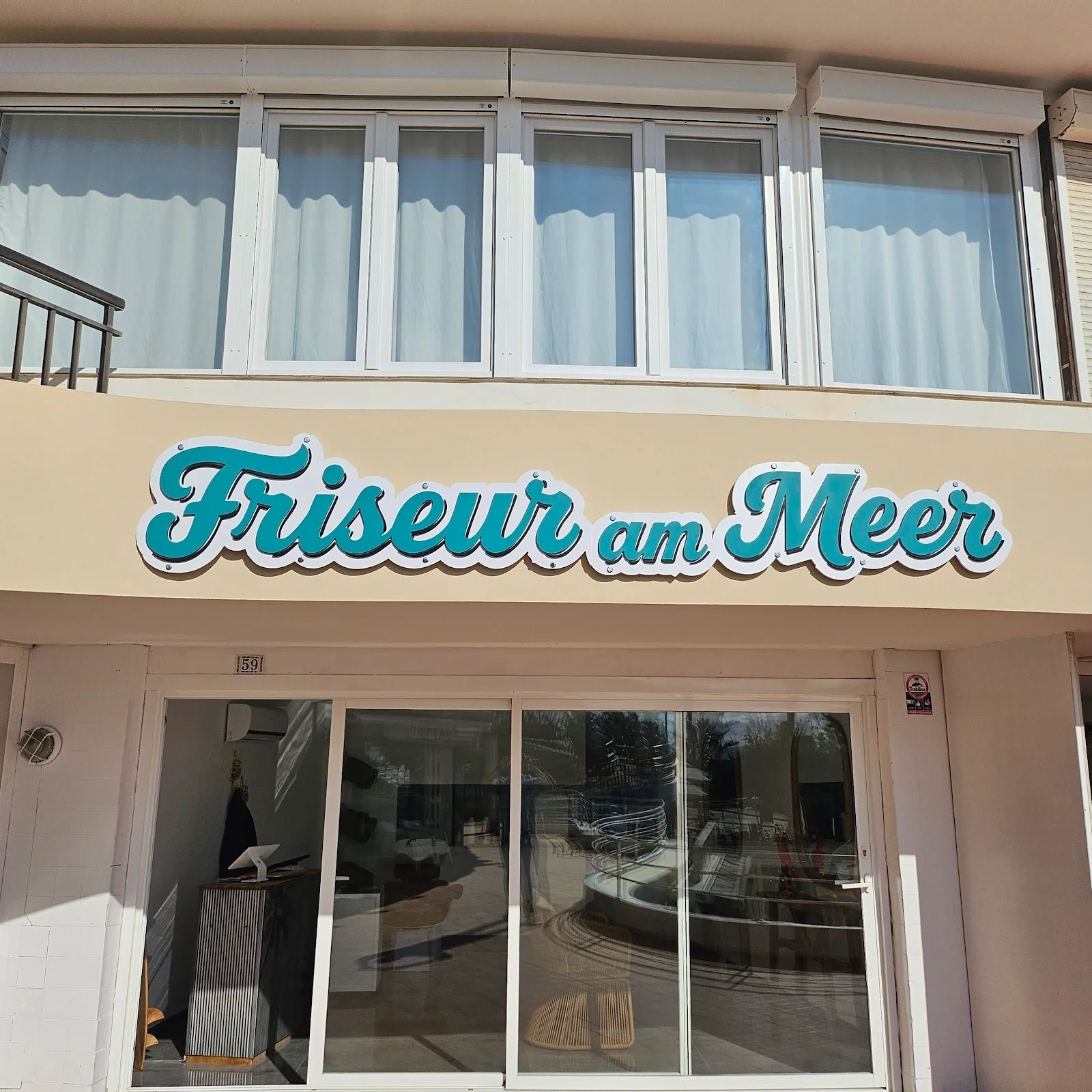 Friseur am Meer - Bild 1