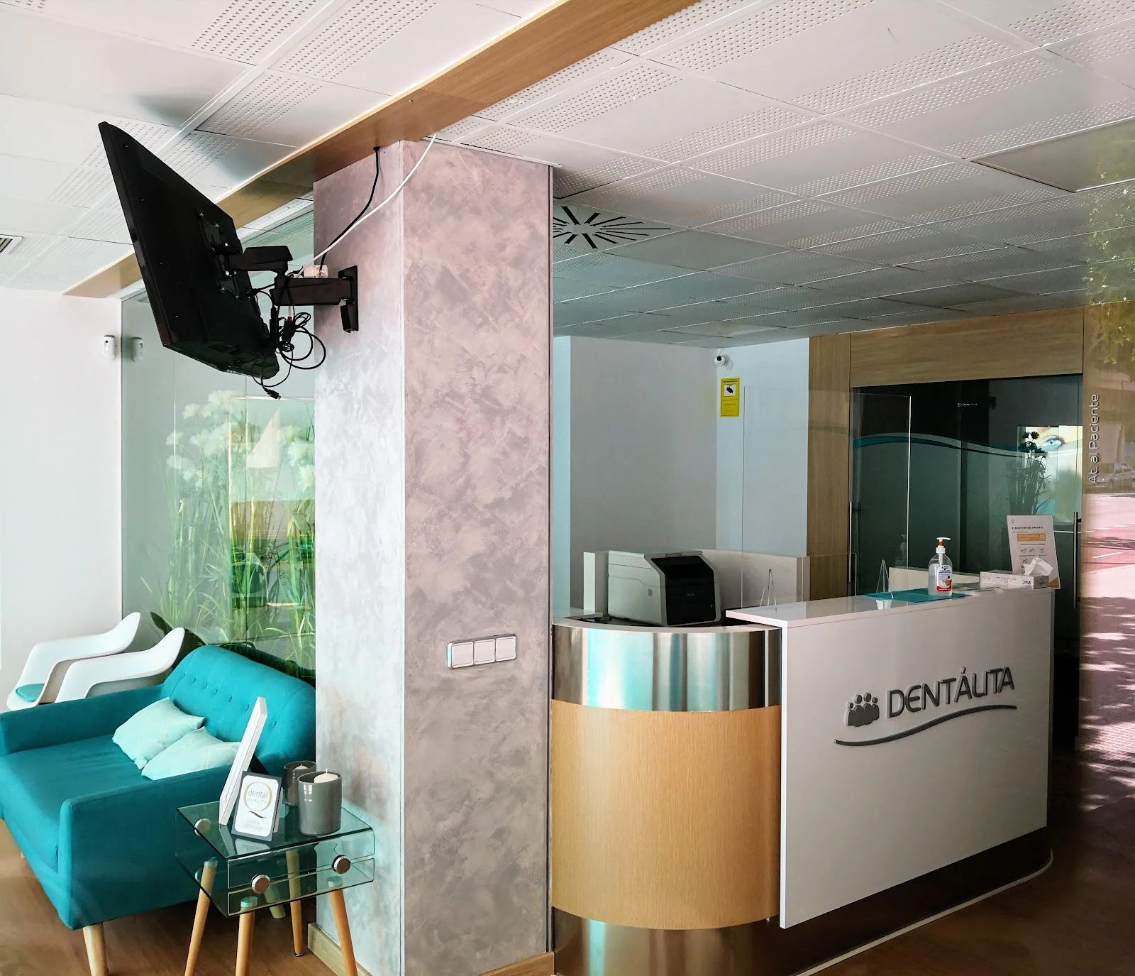 Clinica Dental Dentálita - Bild 3