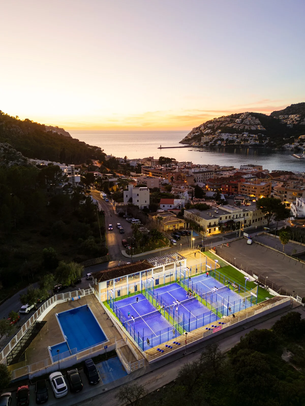 Polideportivo Municipal Andratx Padel Club - Bild 1
