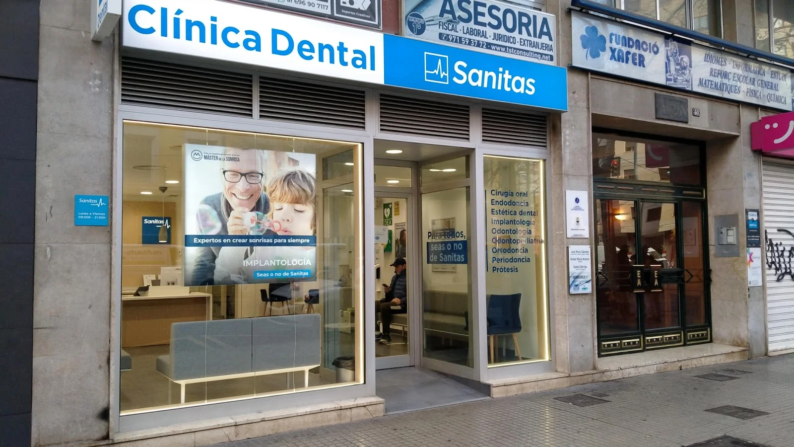 Clínica Dental Milenium Aragó - Bild 1