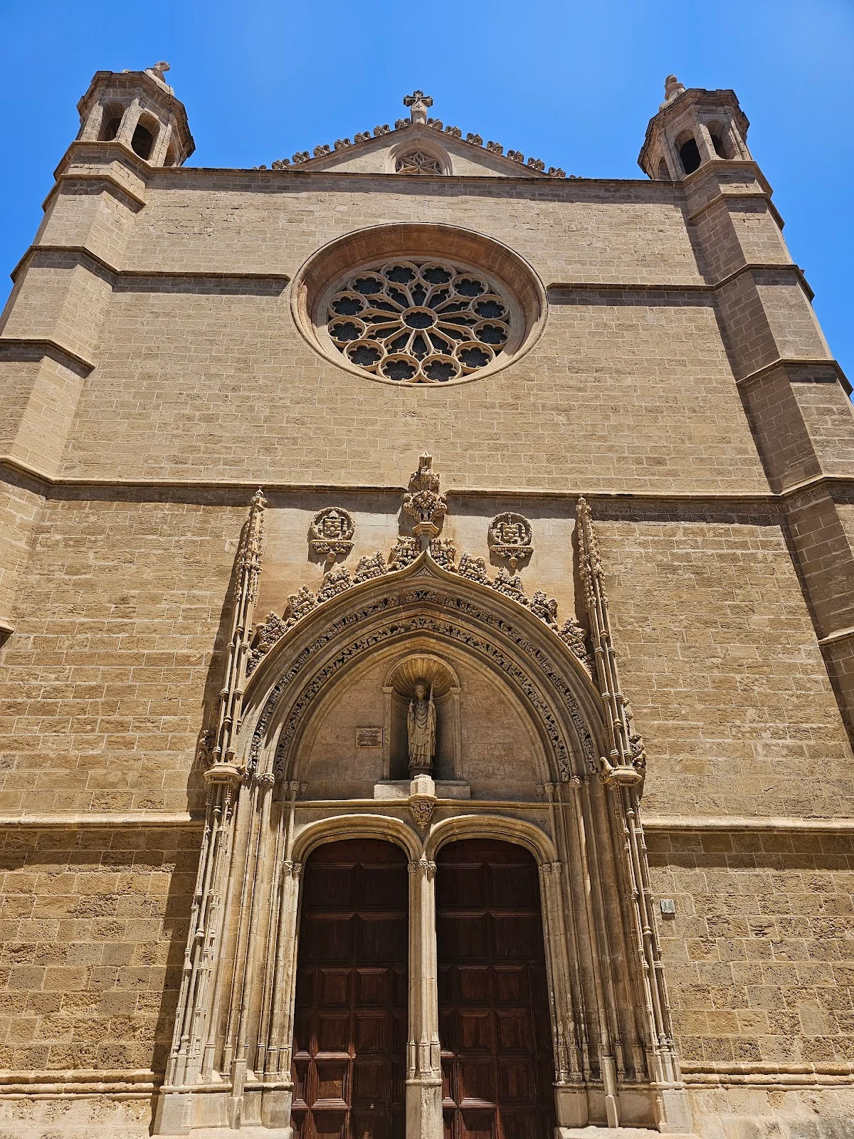 Gallery RED - Bild 8