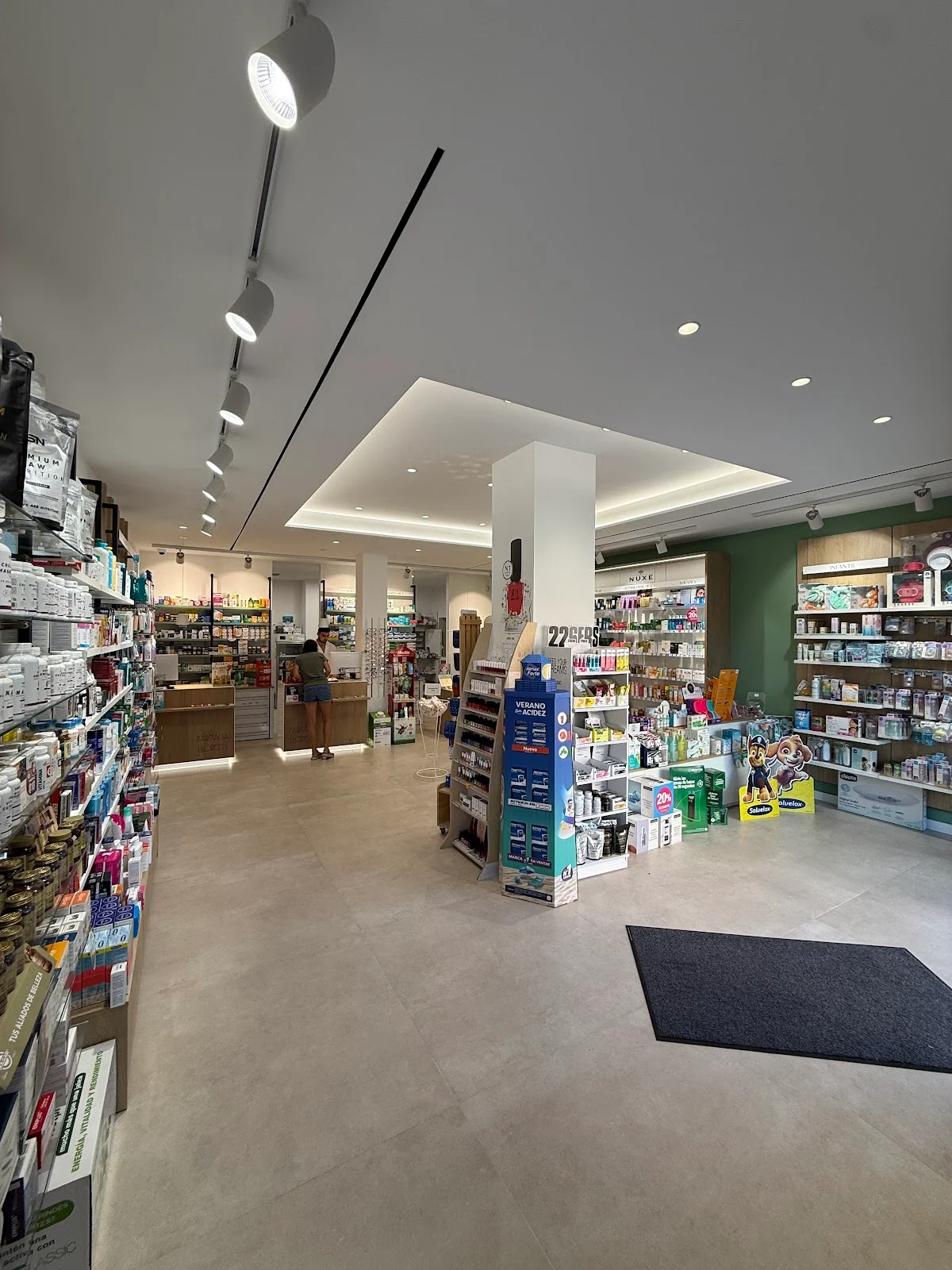 Farmacia Antoni Llorens - Bild 2