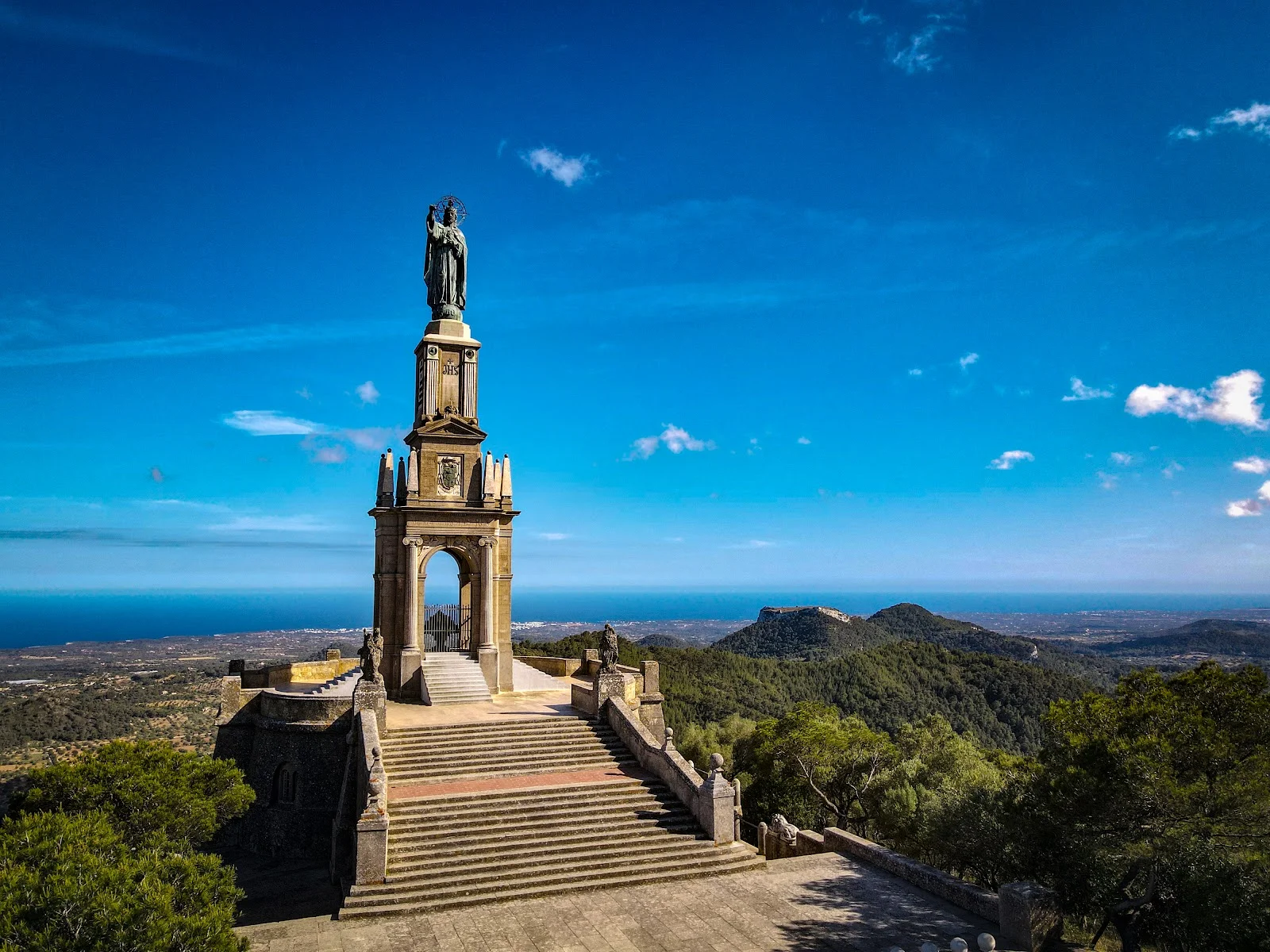 Sanctuary of Sant Salvador - Bild 10