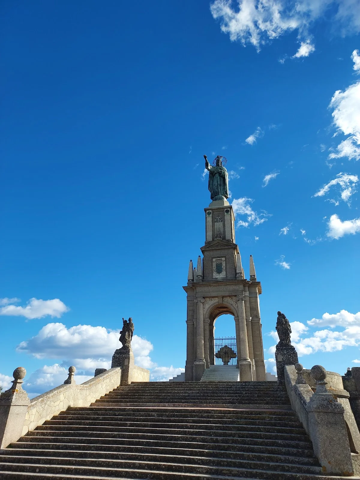 Sanctuary of Sant Salvador - Bild 6