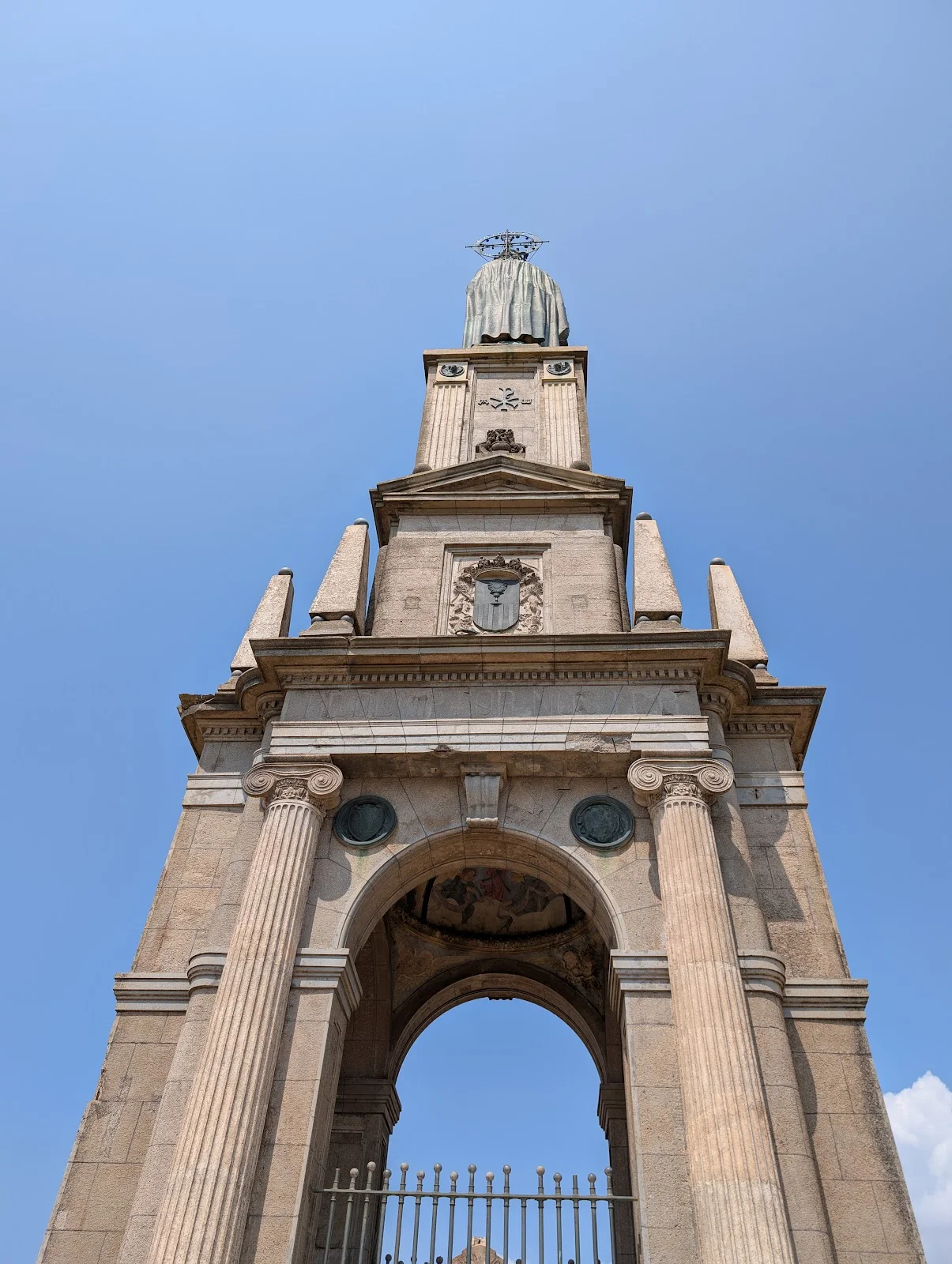 Sanctuary of Sant Salvador - Bild 9