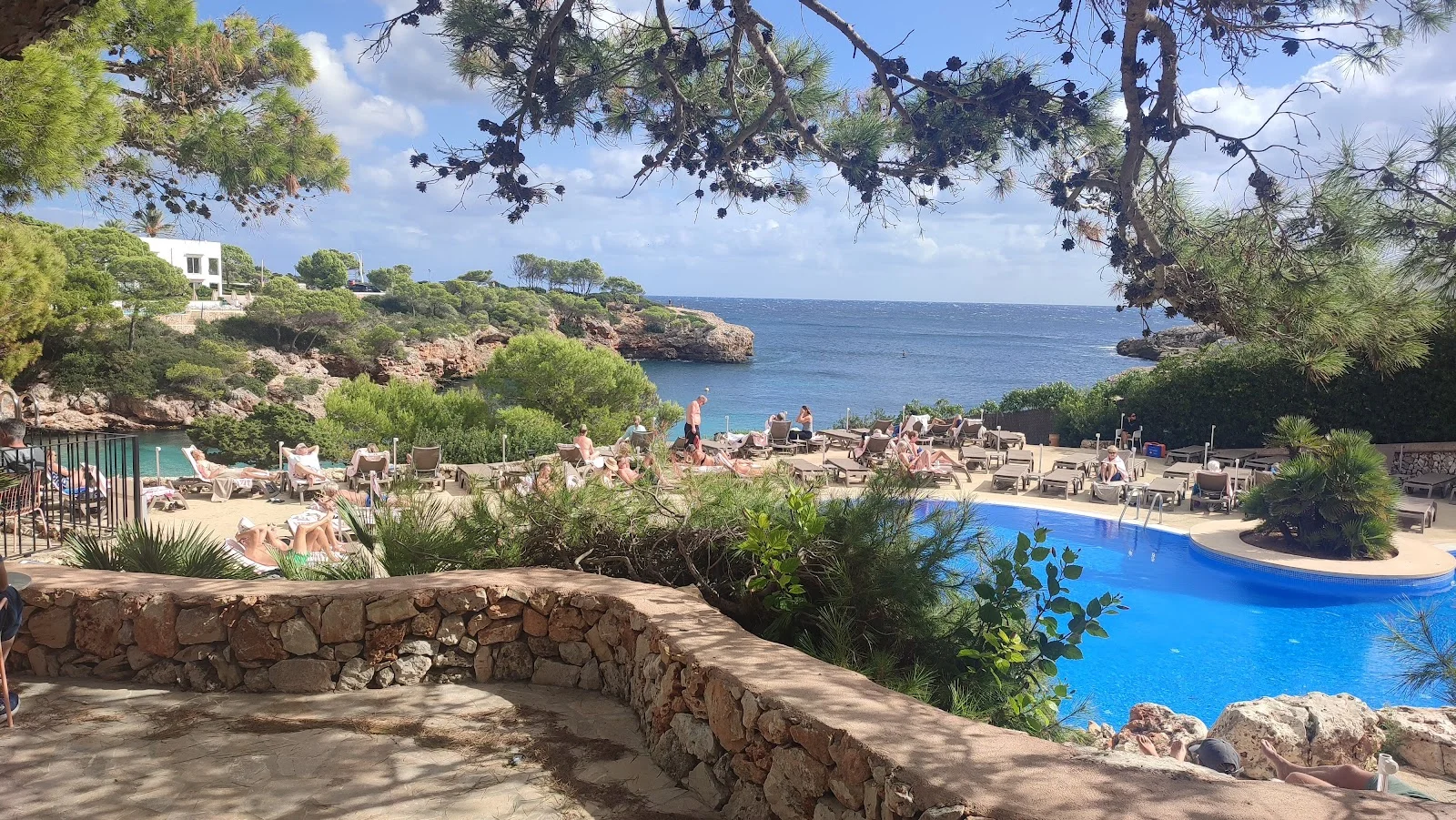 Sa Cala Beach Club - Bild 8