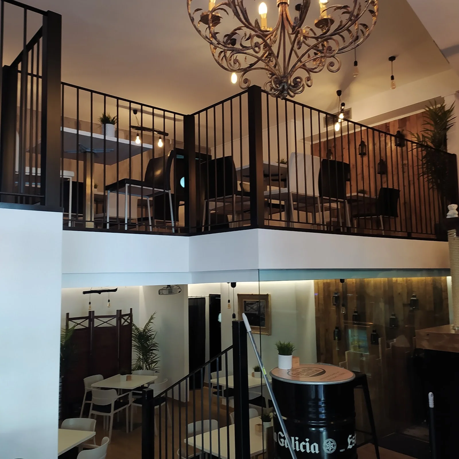 Roosters Urban Restaurant & SPORTSBAR - Bild 3