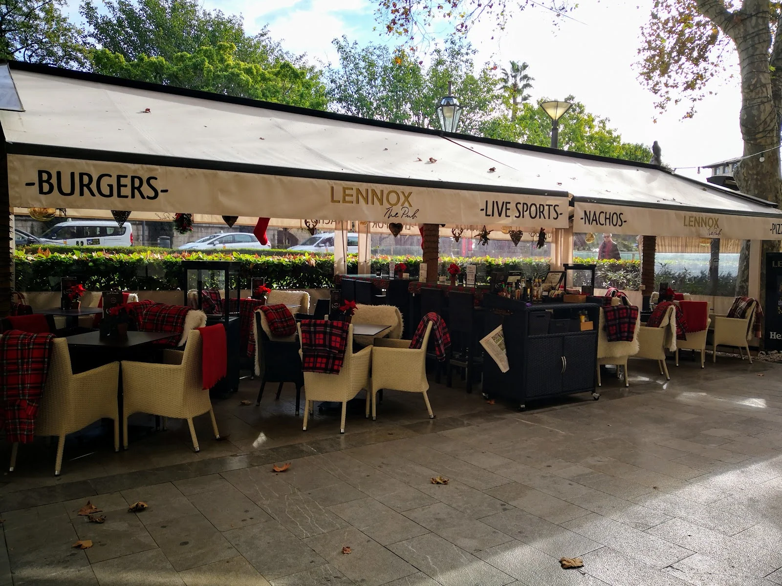 Lennox The Pub - Bild 9