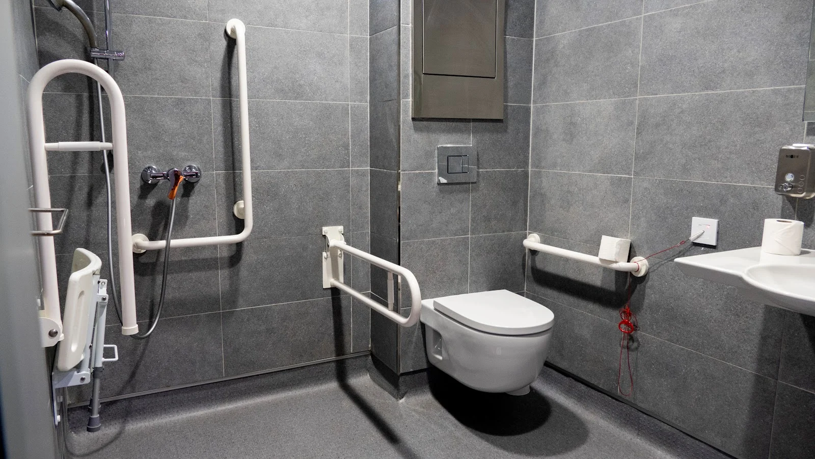 Hospital de la Cruz Roja Española - Bild 5