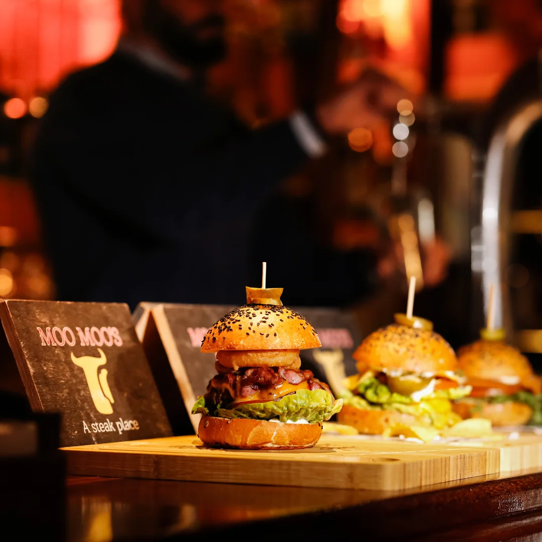 MOO MOO’S STEAK HOUSE - Bild 2