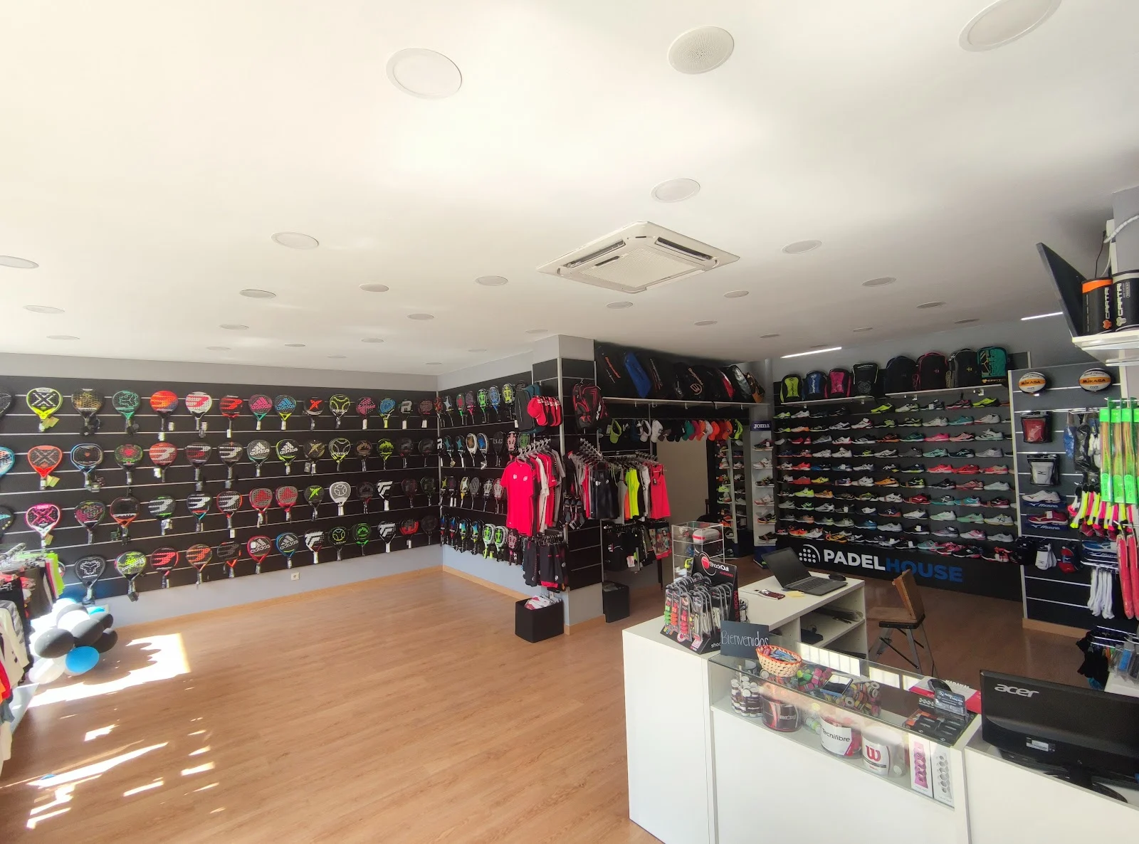 PadelHouse & voleyshop - Bild 2