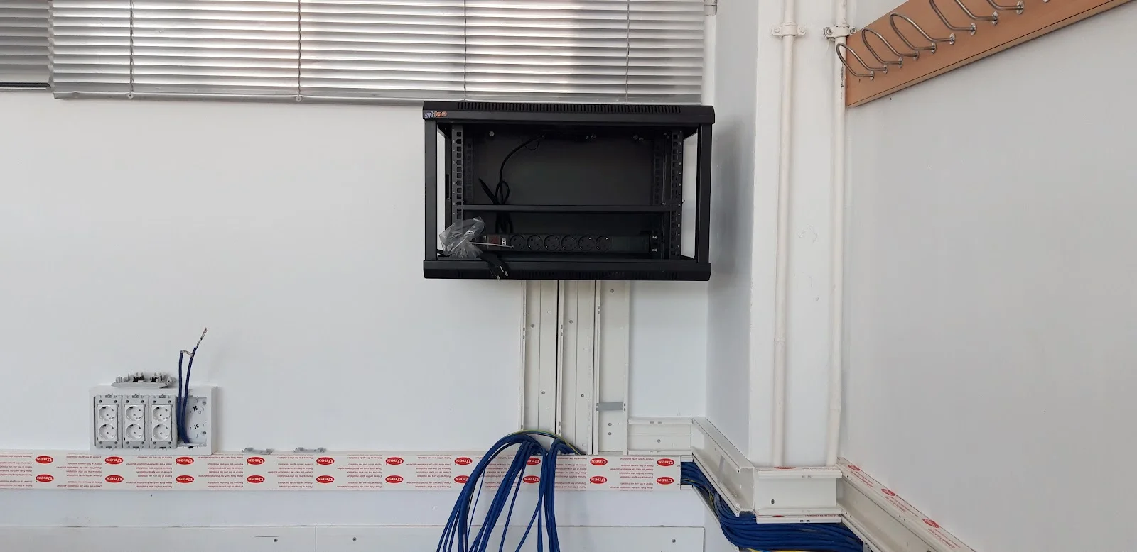 Instalaciones eléctricas Navarro - Bild 2