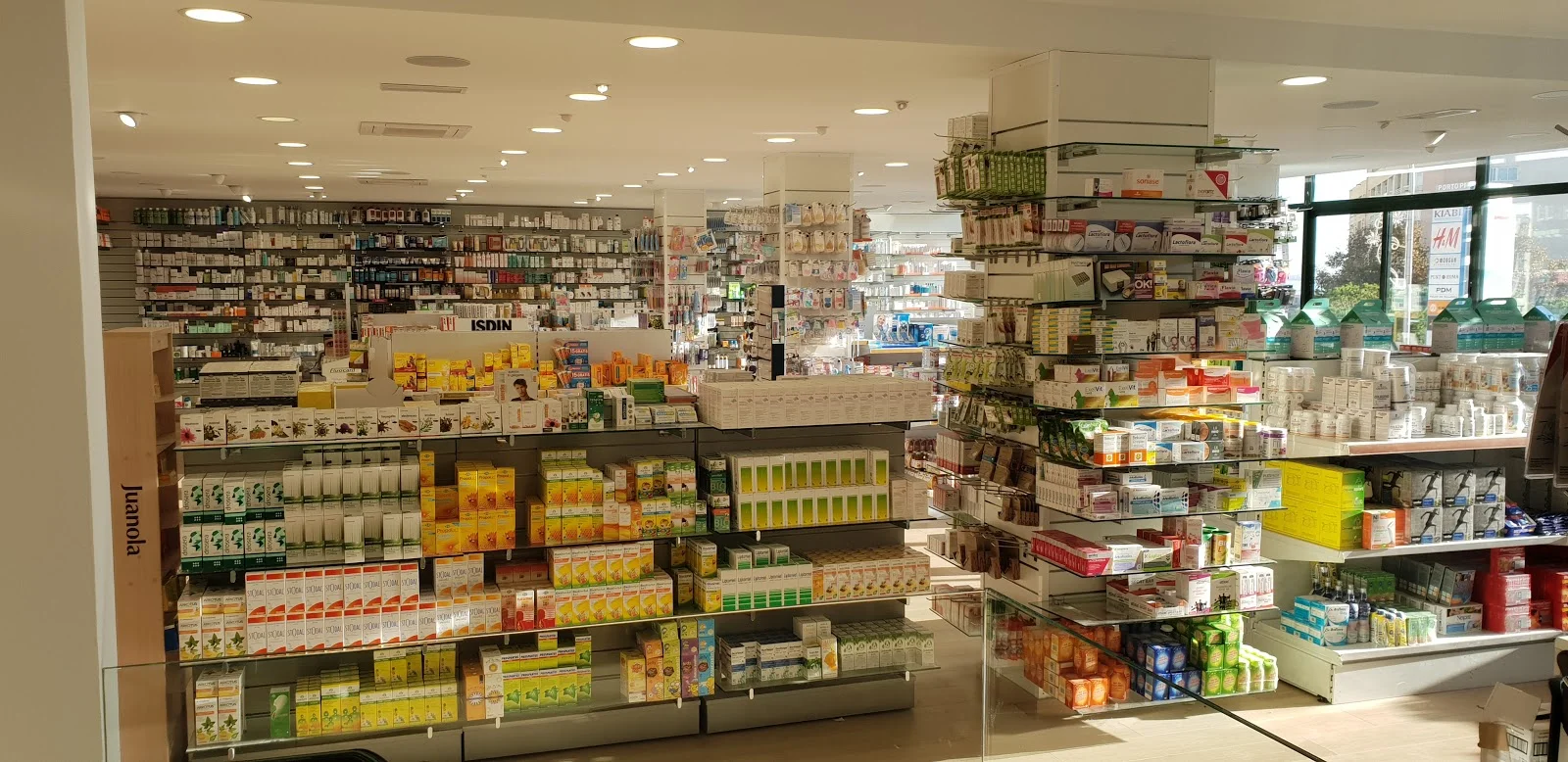 Farmacia 24 Horas Porto Pi - Bild 8