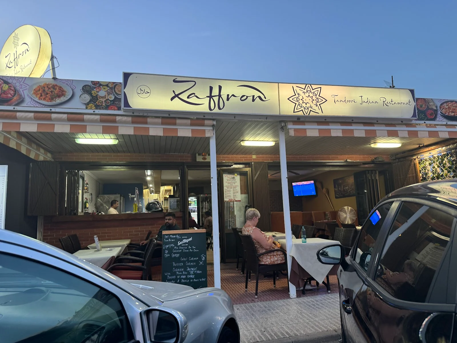 Zaffron Tandori Indian Restaurant - Bild 8