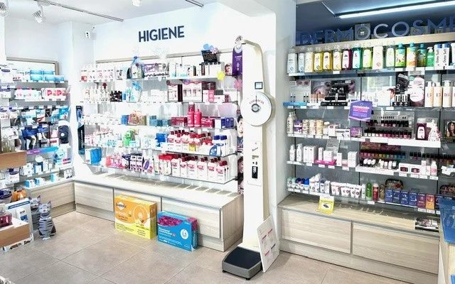 Farmacia Martín Peré - Bild 3