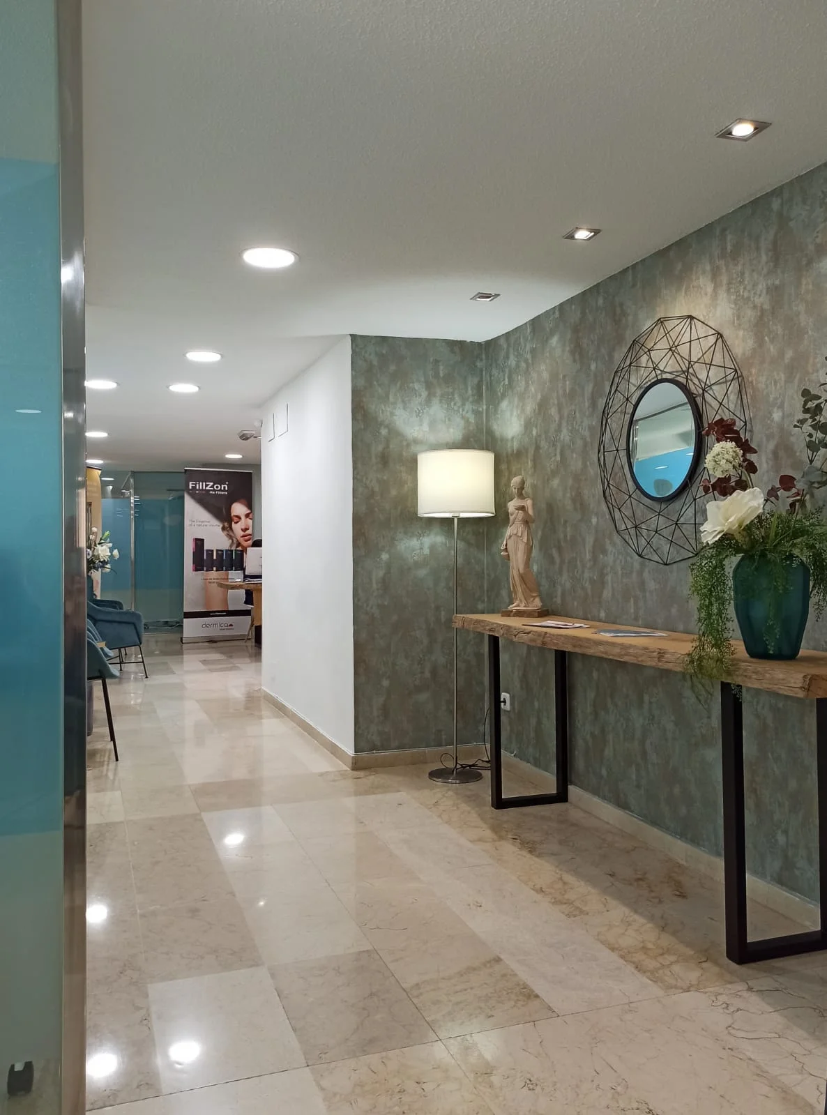 Tabatha Clínica Estética y Medicina Integral - Bild 1