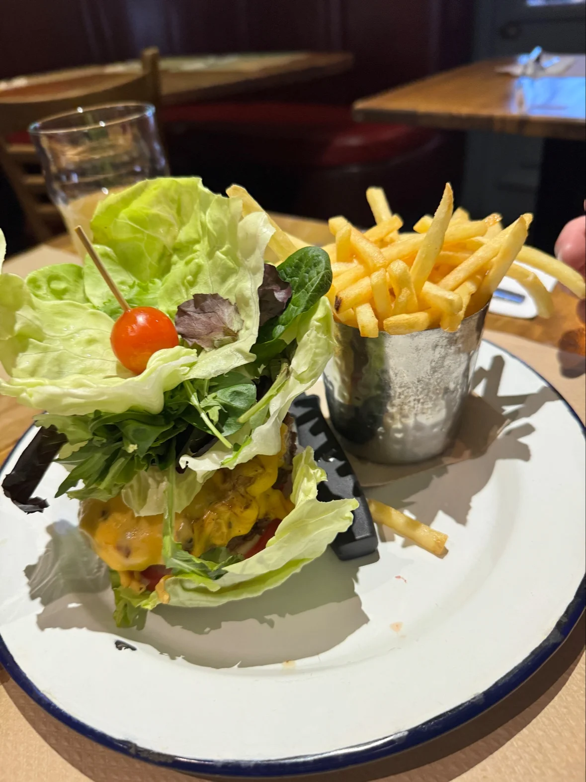 Hogan's Live Music, Sports Bar & Restaurant - Bild 3