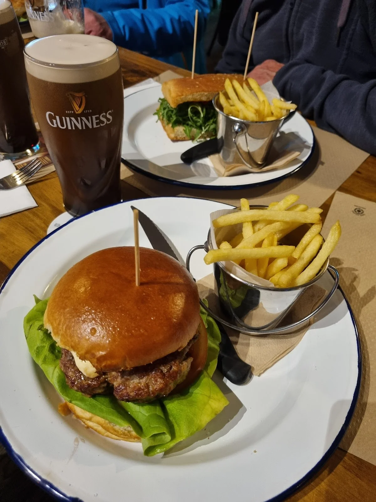 Hogan's Live Music, Sports Bar & Restaurant - Bild 8