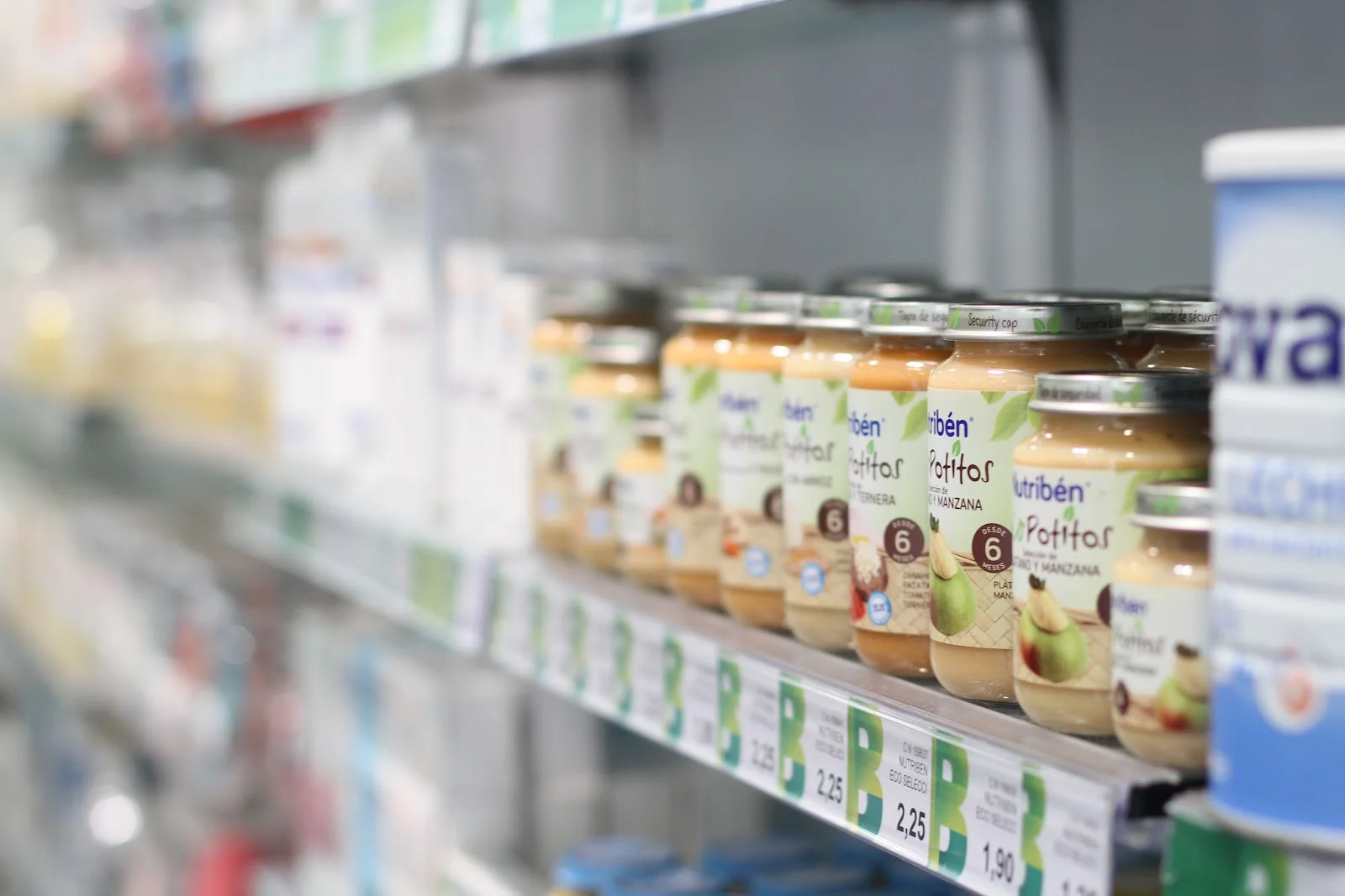 Farmàcia 24 Hores - Bild 10