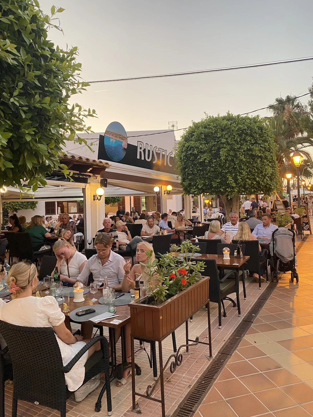 Restaurante Rustic - Bild 1