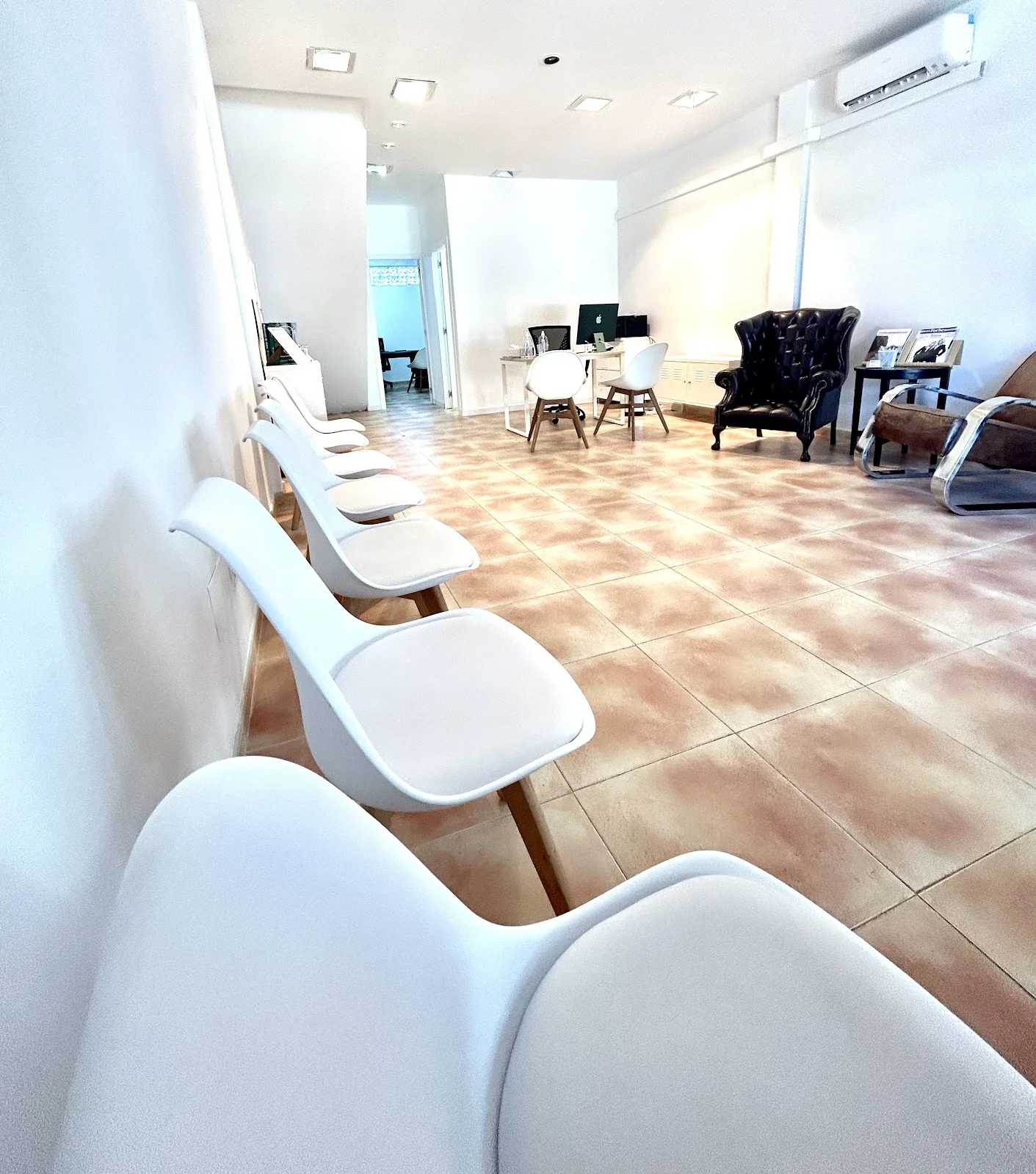 Doctor in Playa de Muro - Bild 2