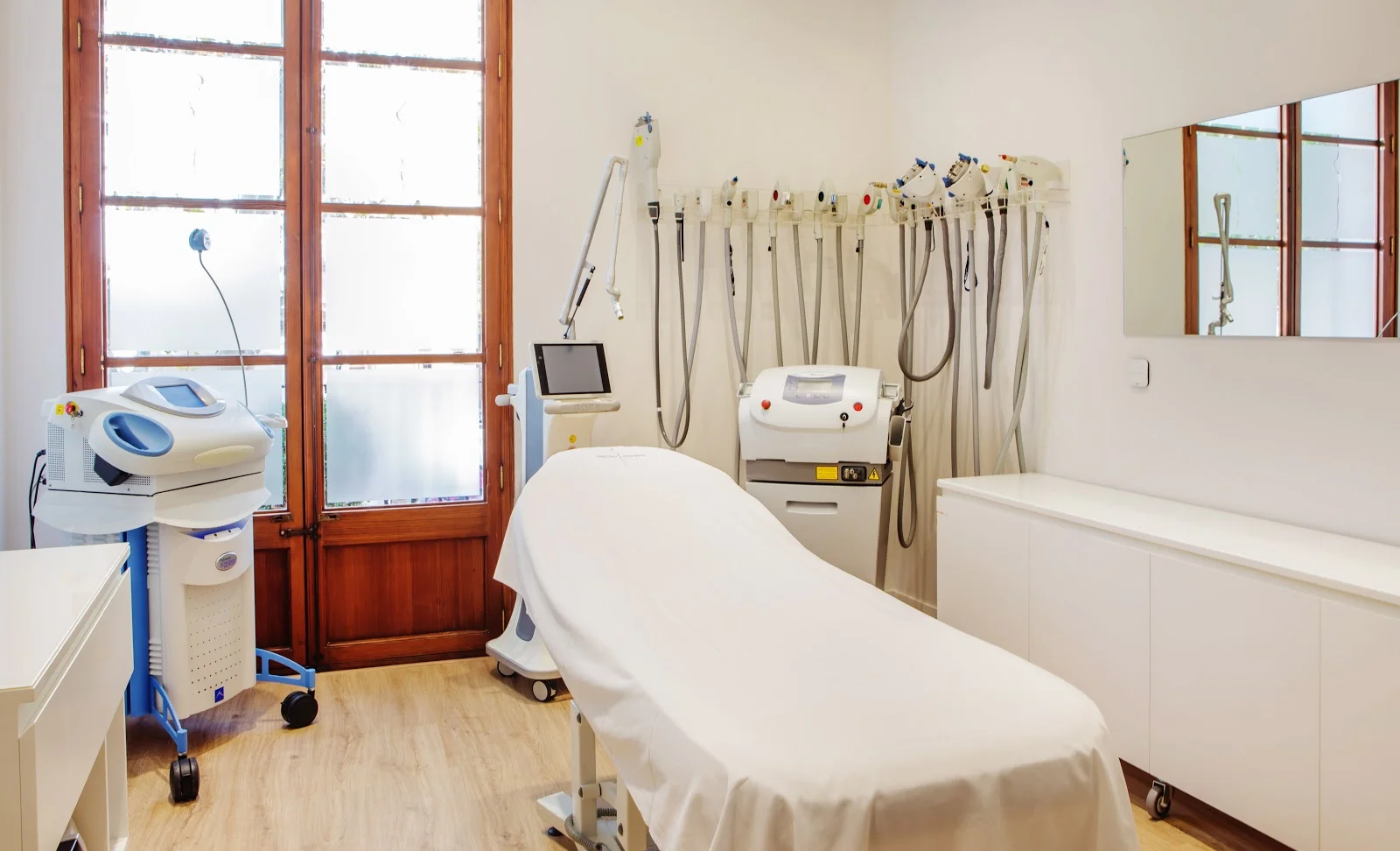 CLÍNICA MORANO medicina estética - Bild 10