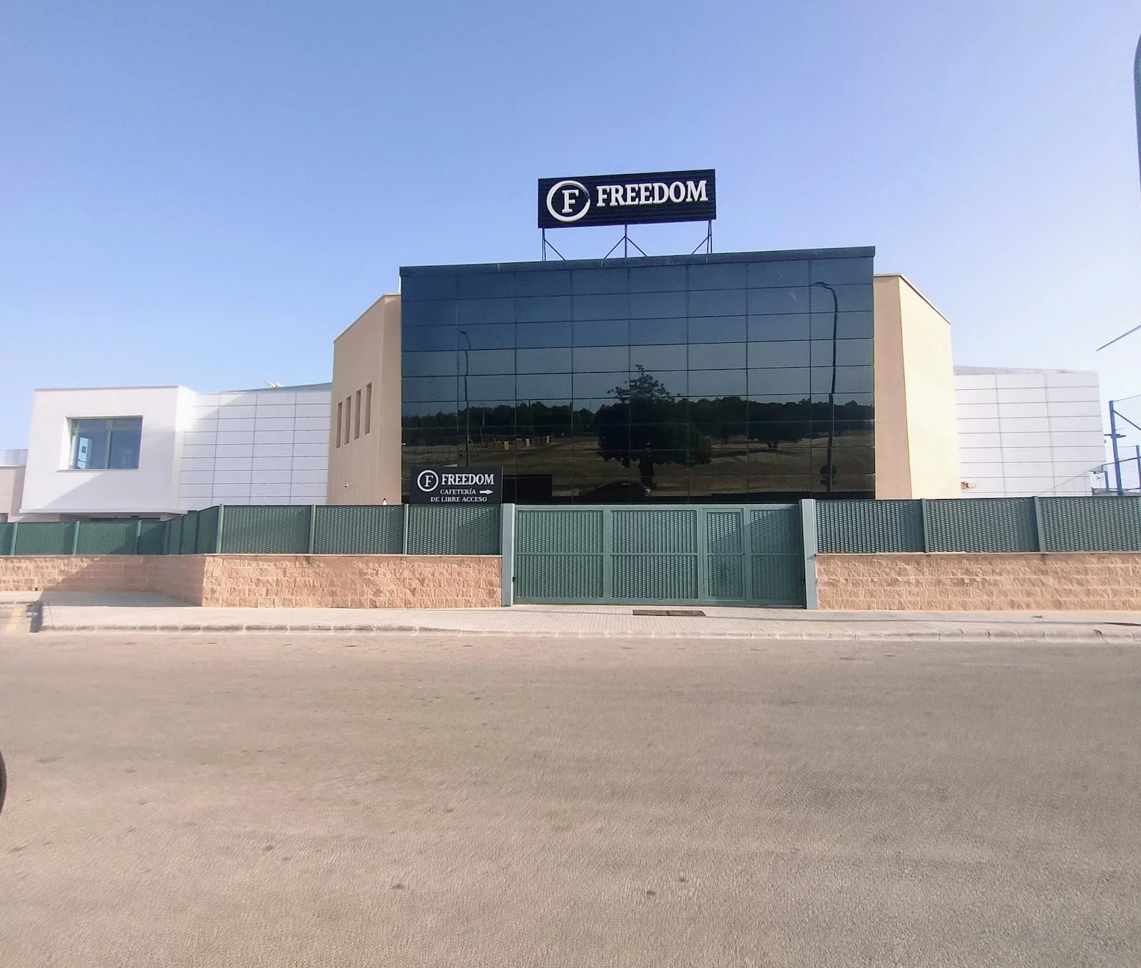 FREEDOM WELLNESS CLUB - Bild 3