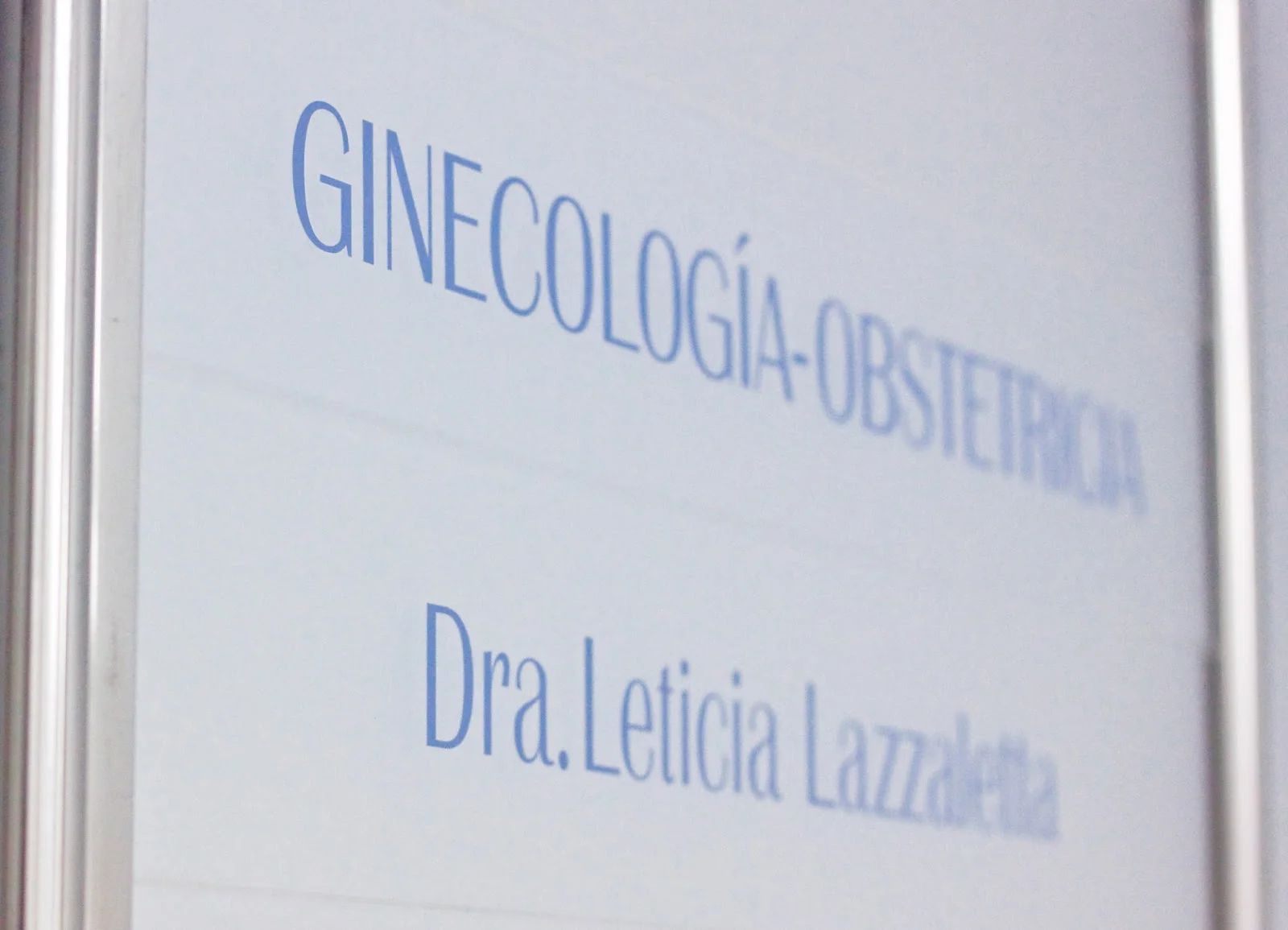Leticia Lazzaletta, Ginecología y Obstetricia - Bild 1
