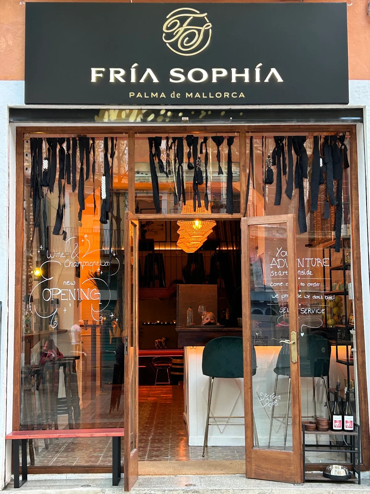 Fría Sophia Wein- und Champagnerbar - Bild 3