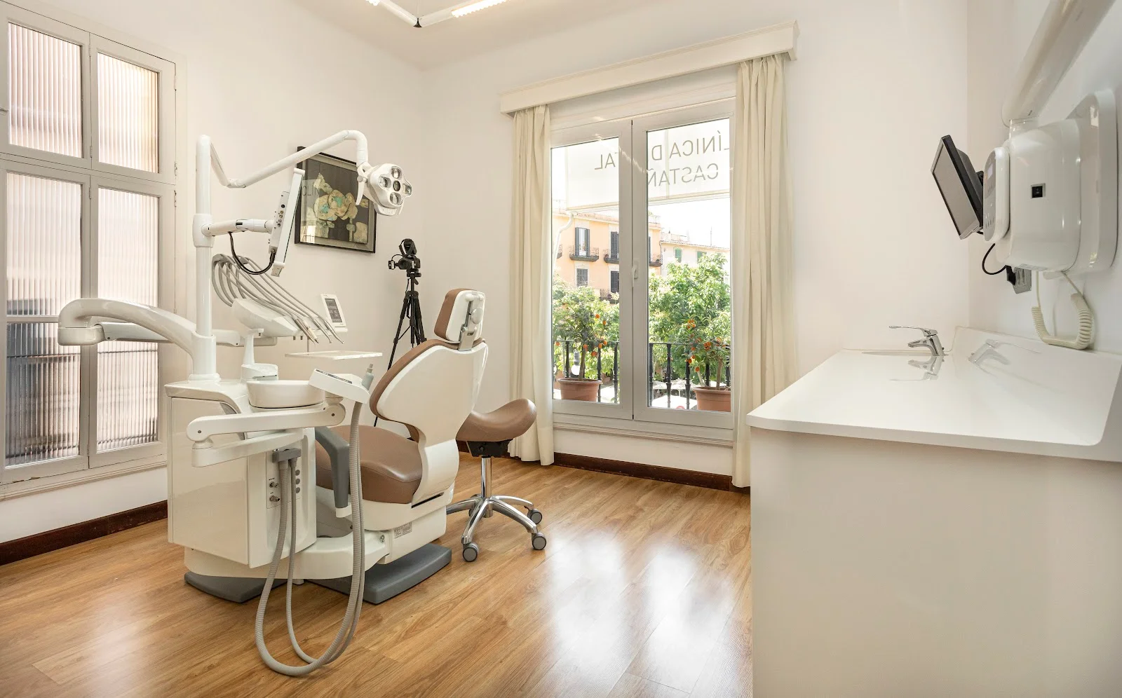 Clínica Dental Castañer - Bild 2